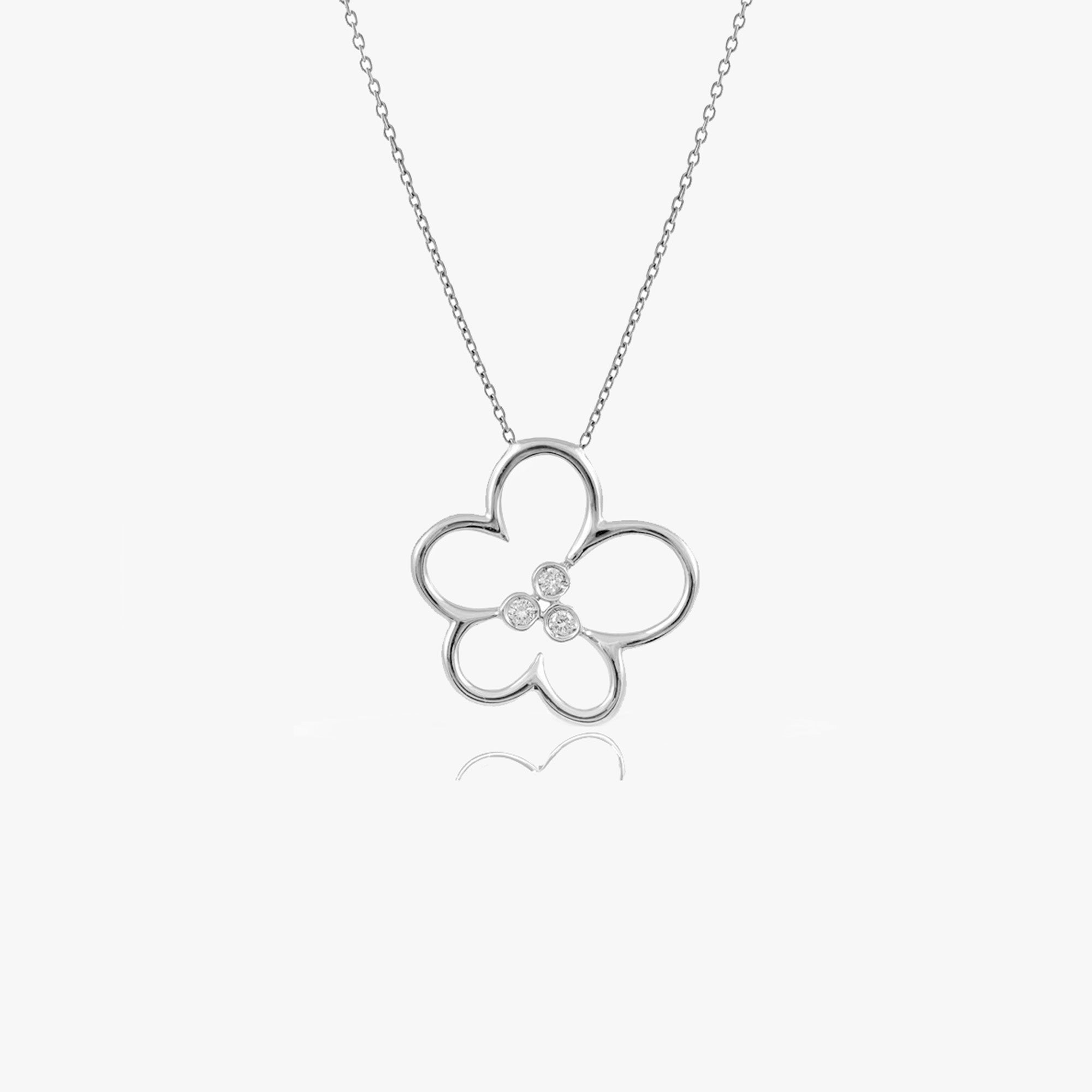 Diamond Flower Necklace in 18K Gold