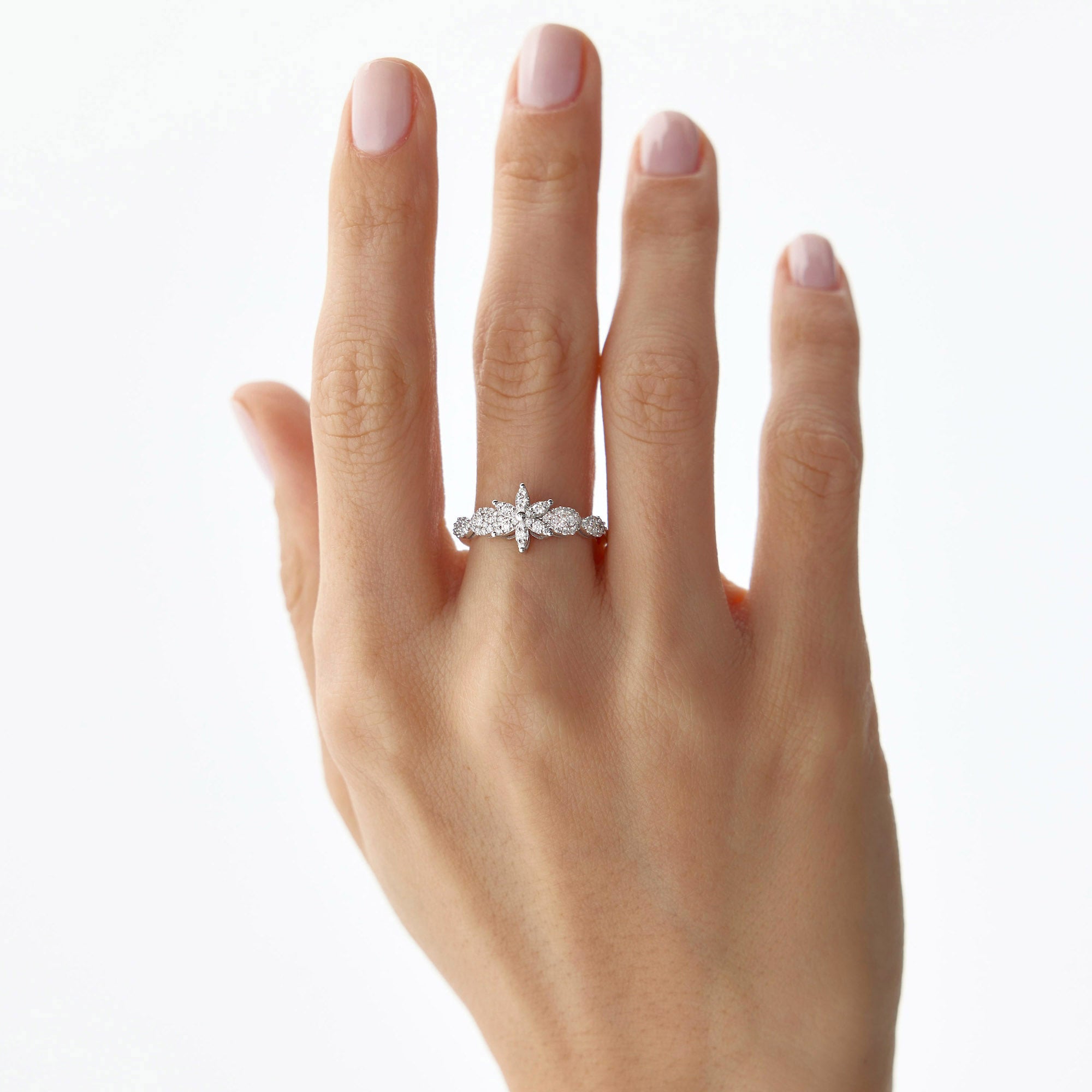 Diamond Flower Ring in 14K Gold