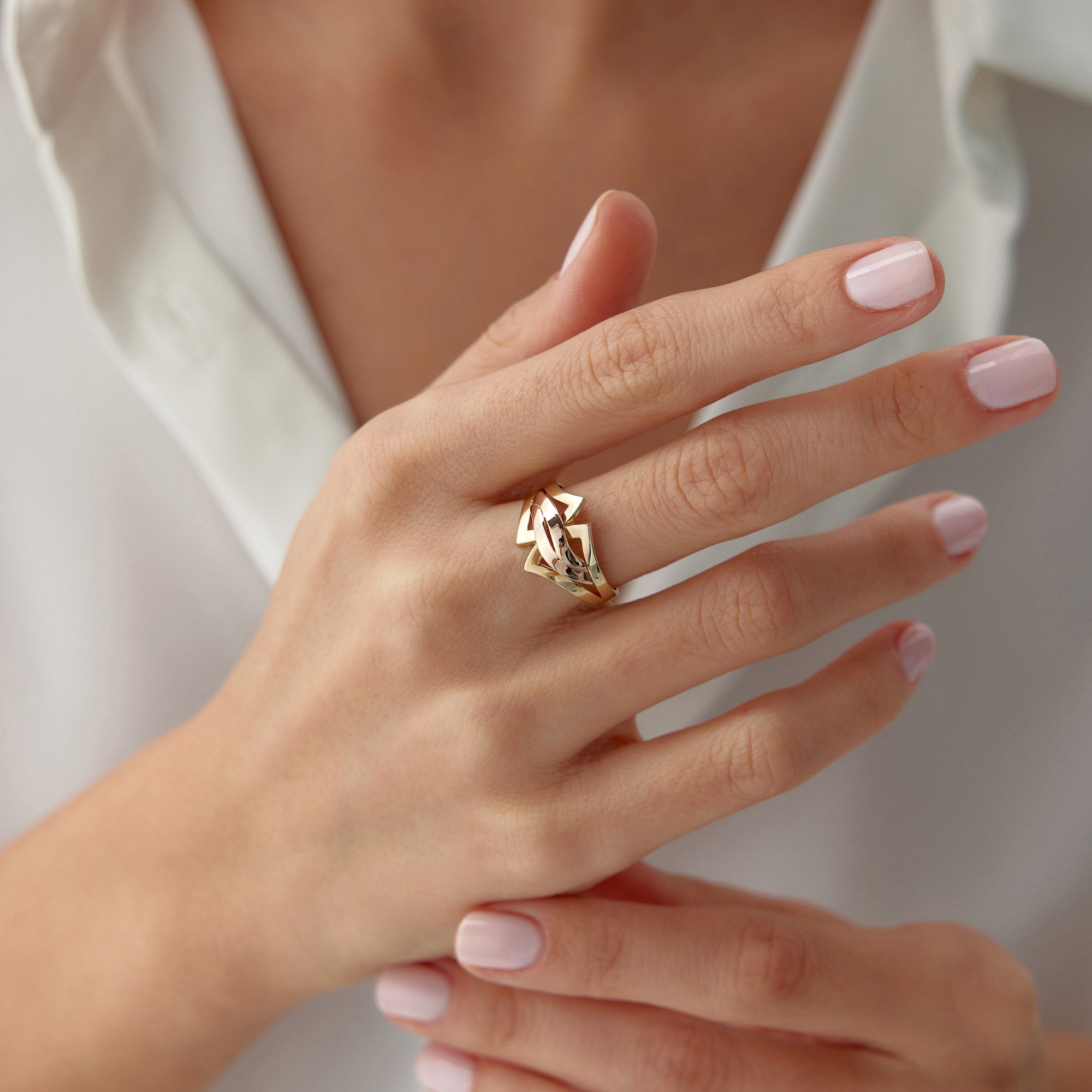 Two Tone United Ring in 14K Gold