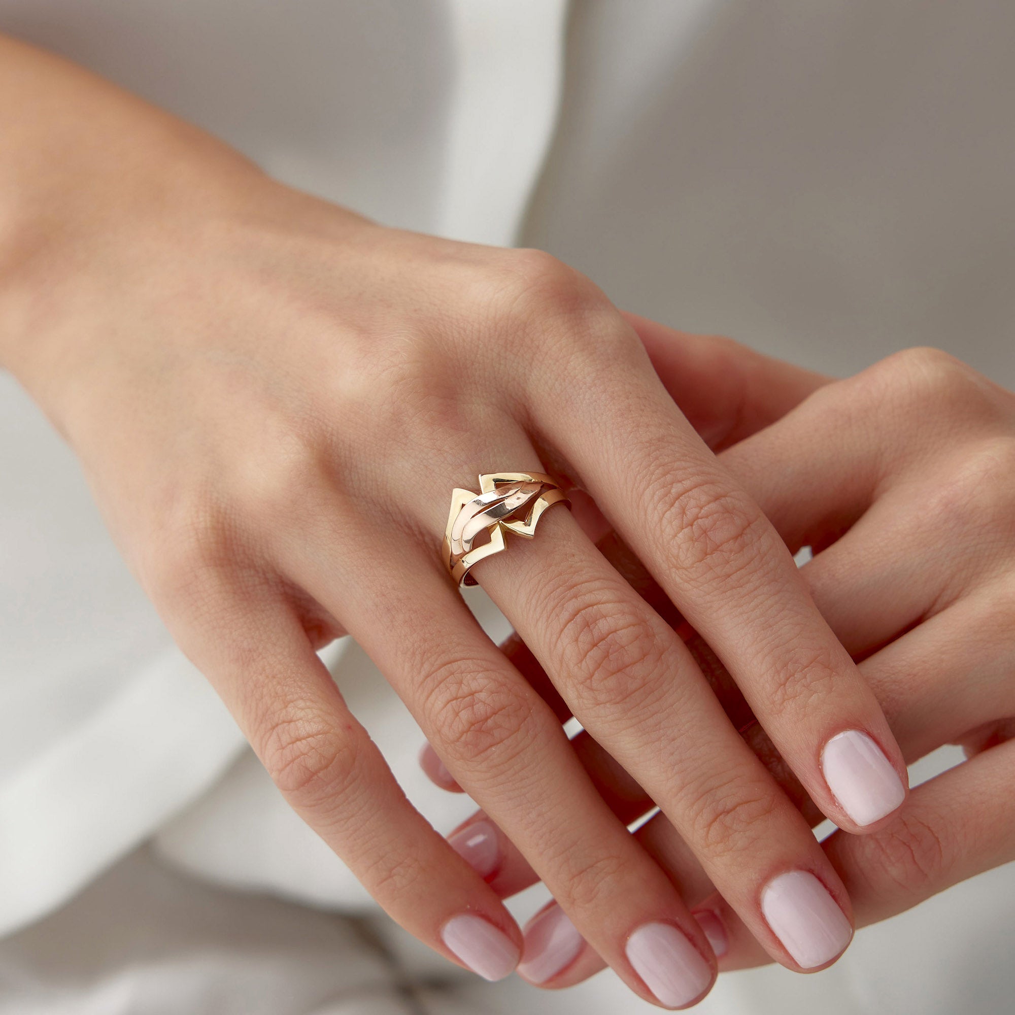 Two Tone United Ring in 14K Gold