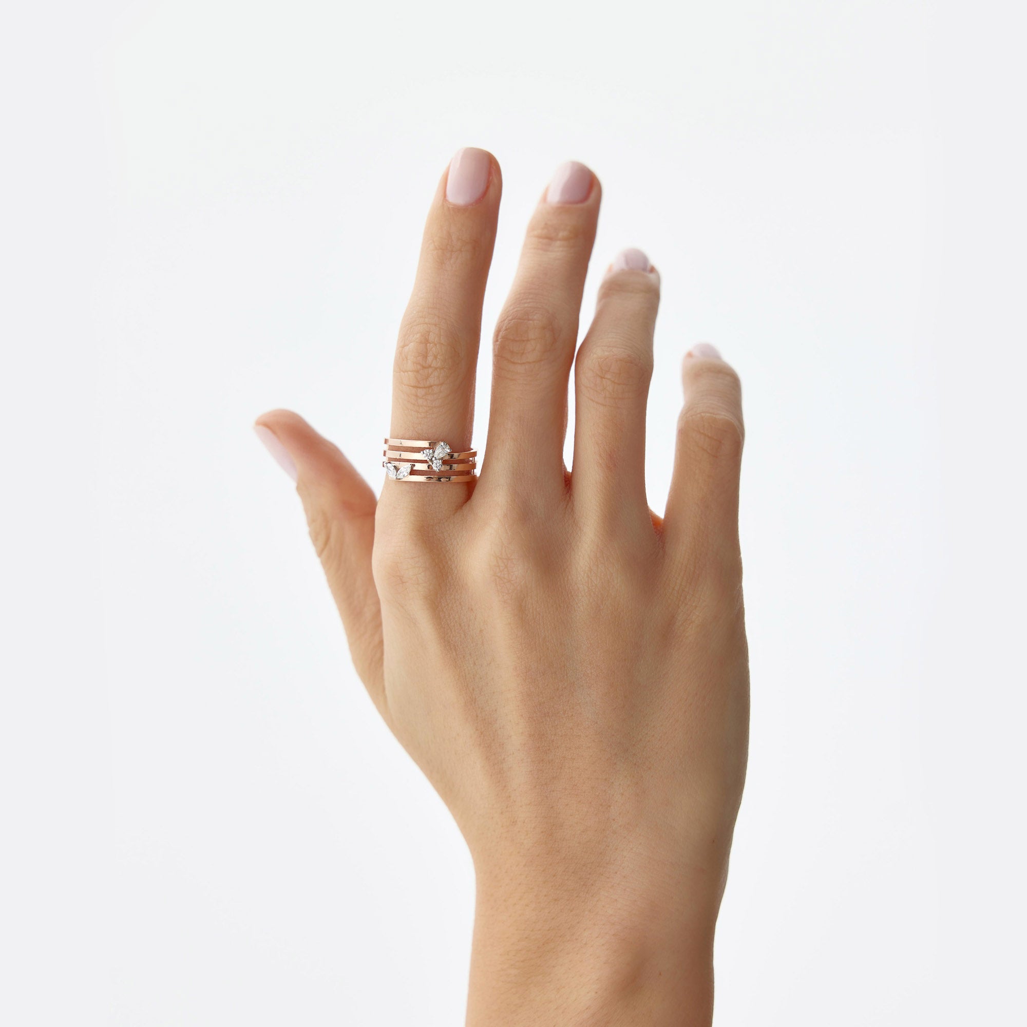 Elegant Diamond Swirl Ring in 14K Gold