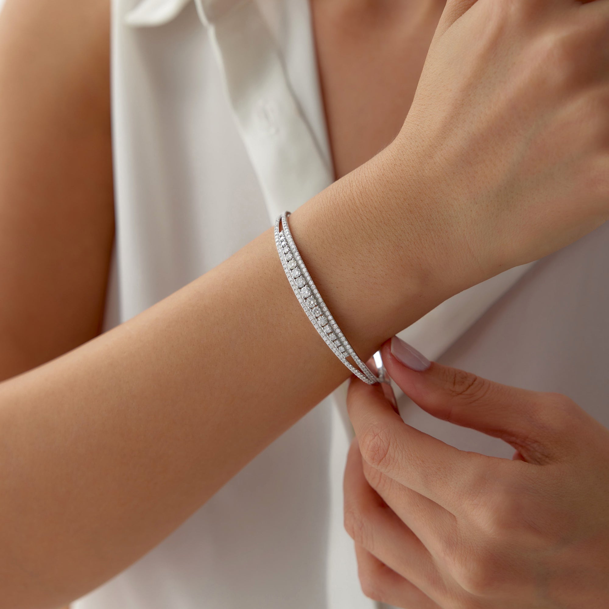 United Diamond Bangle in 14K Gold