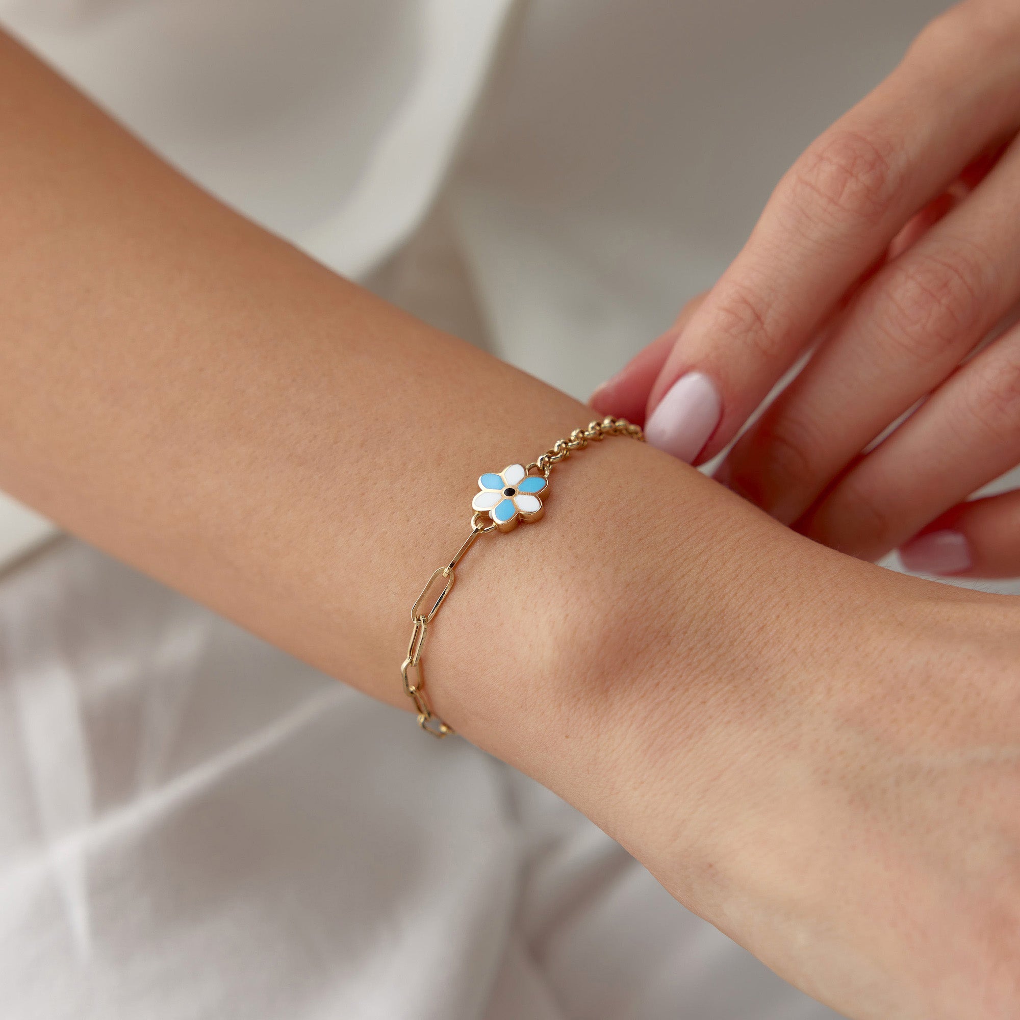 Flower Charm Bracelet in 14K Gold