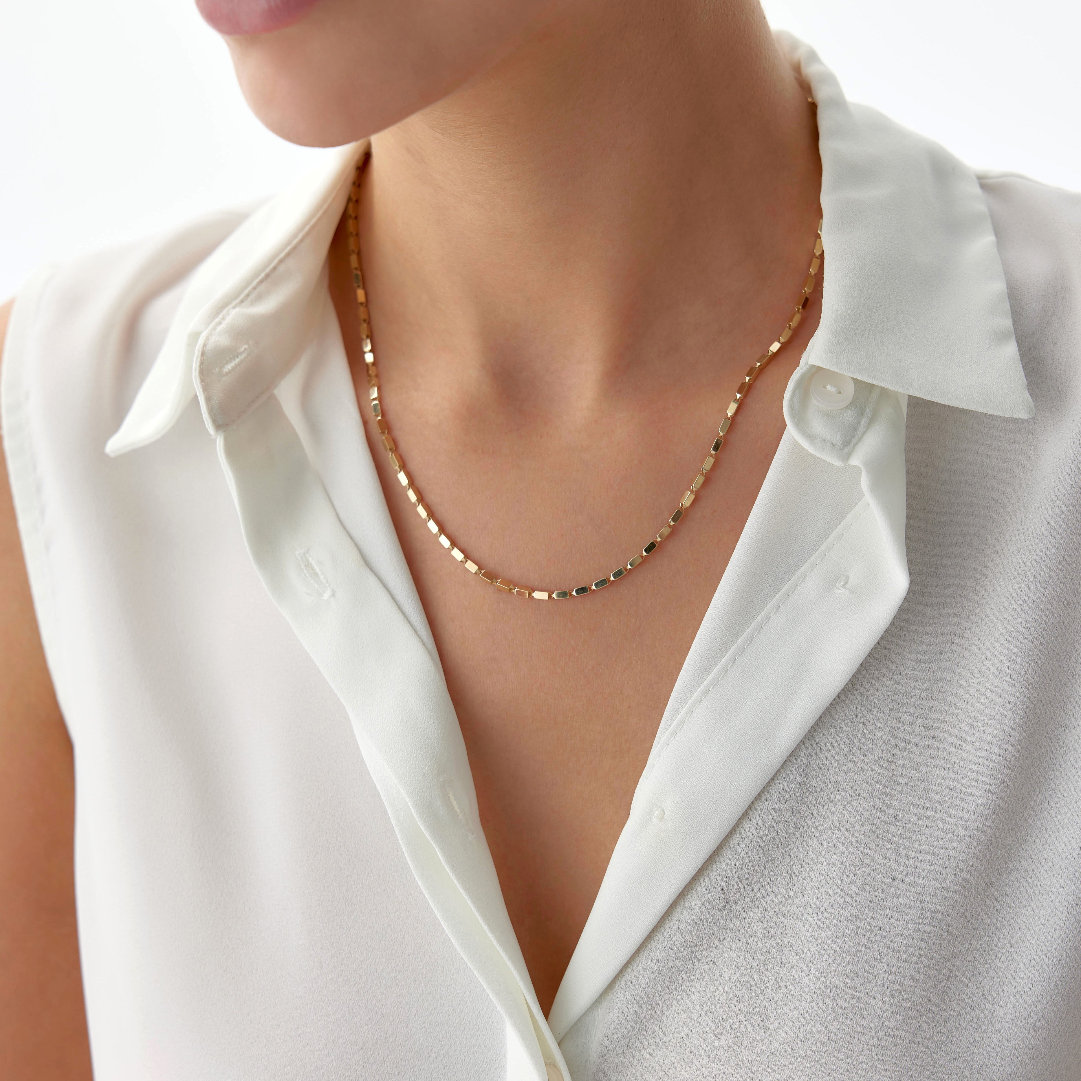 Rectangle Glitter Chain Necklace