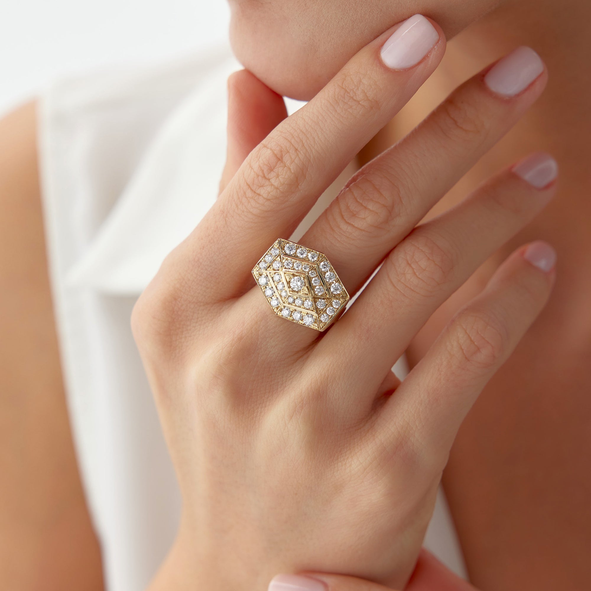 Diamond Dimension Ring