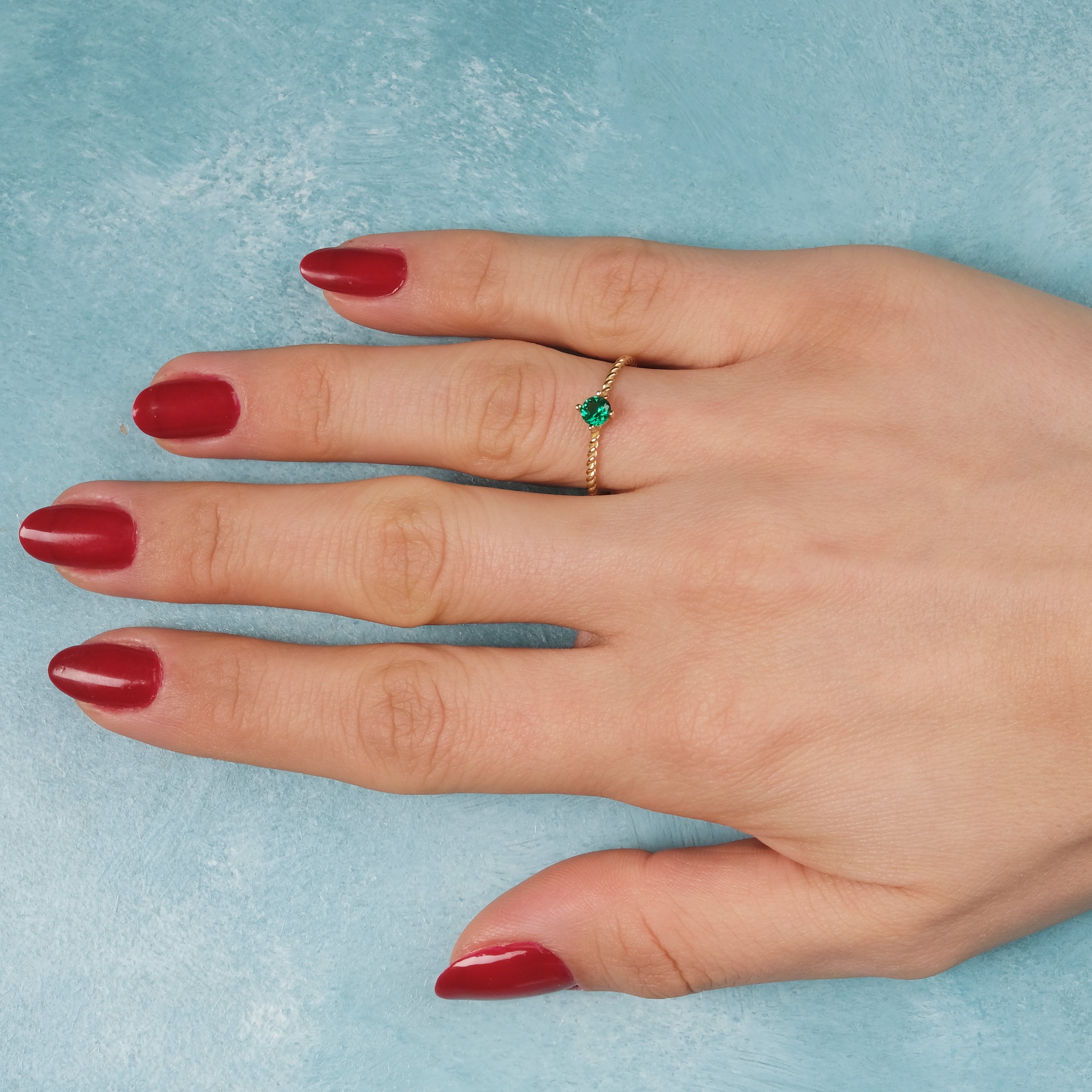 Round Cut Gemstone Ring in 14K Gold