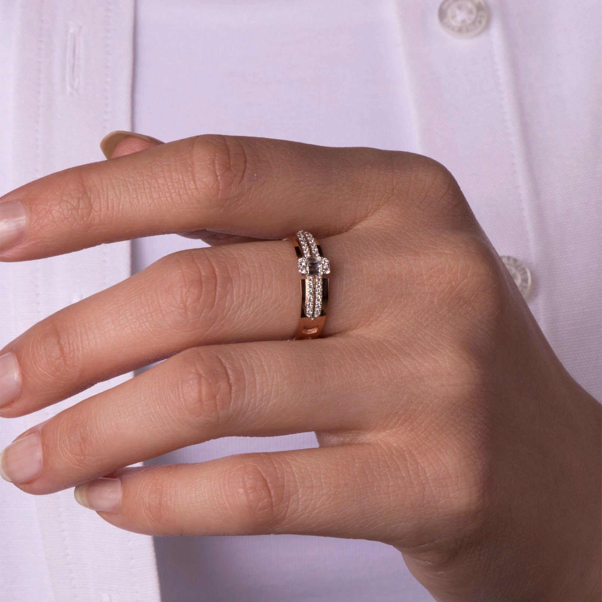 Modern Baguette Diamond Stacking RIng in 14K Gold