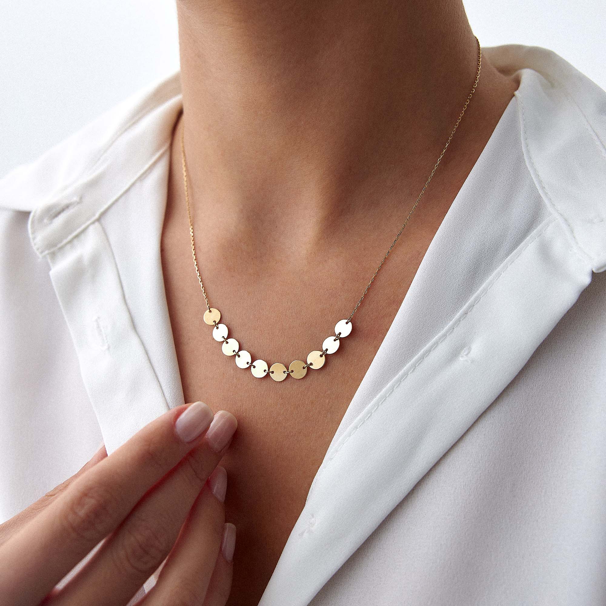 Circle Layering Necklace in 14K Gold