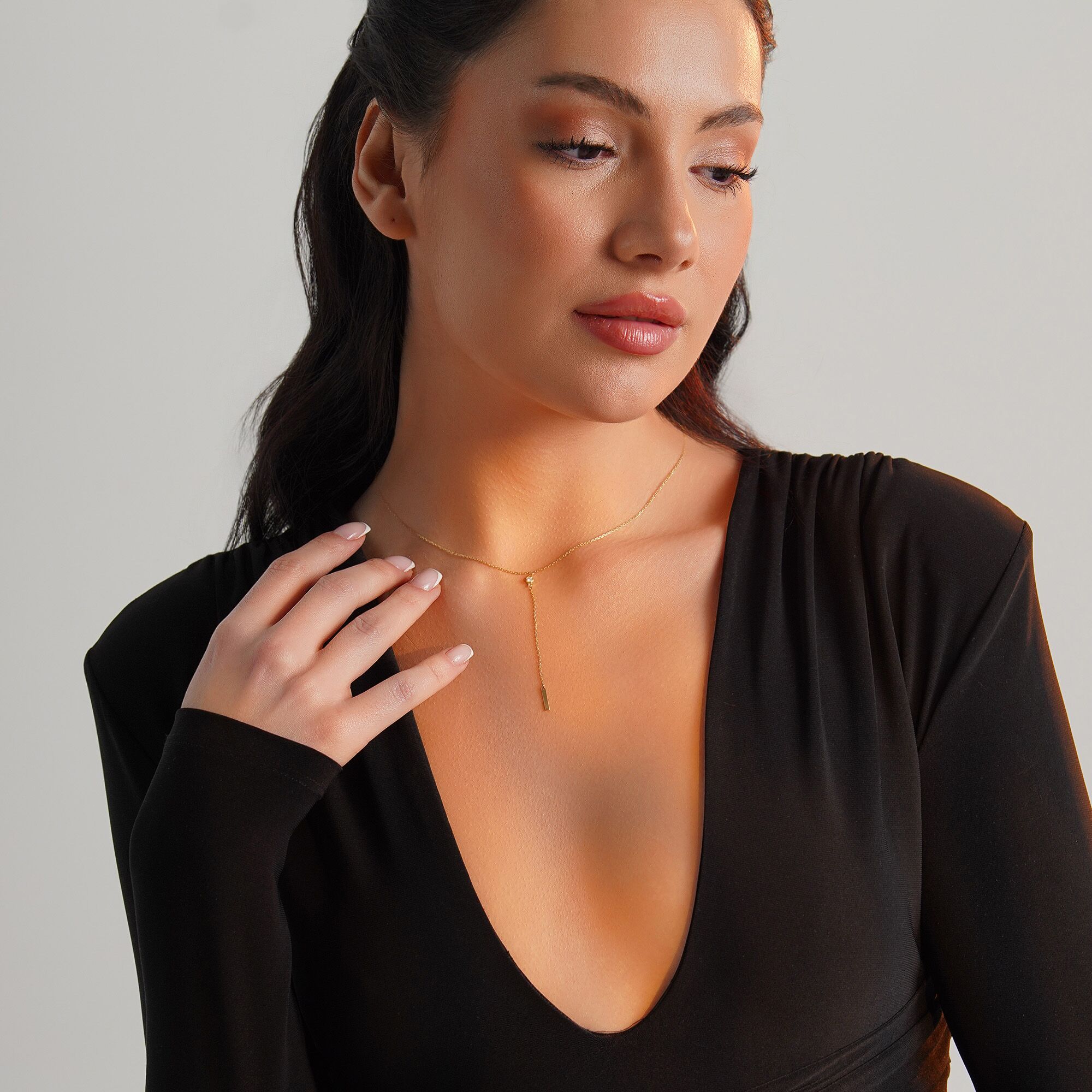 Minimal Diamond Lariat Necklace in 14K Gold