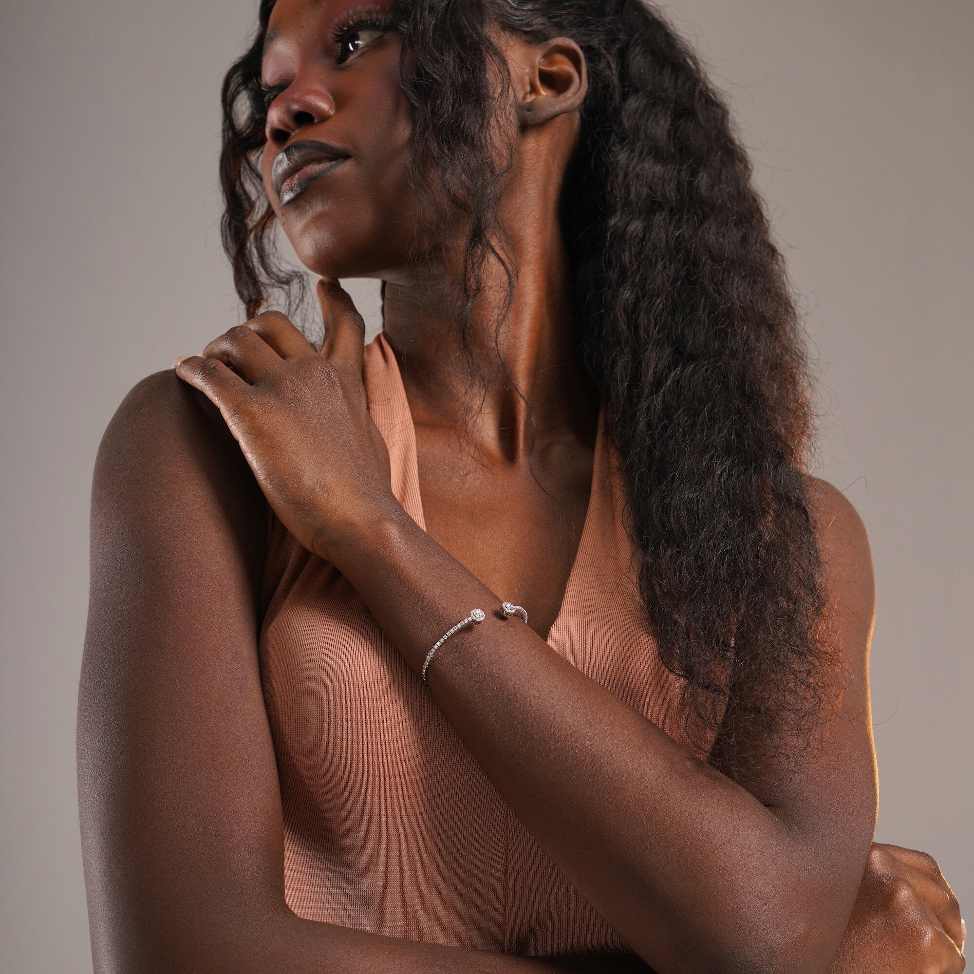 Round Cut Open Diamond Bangle