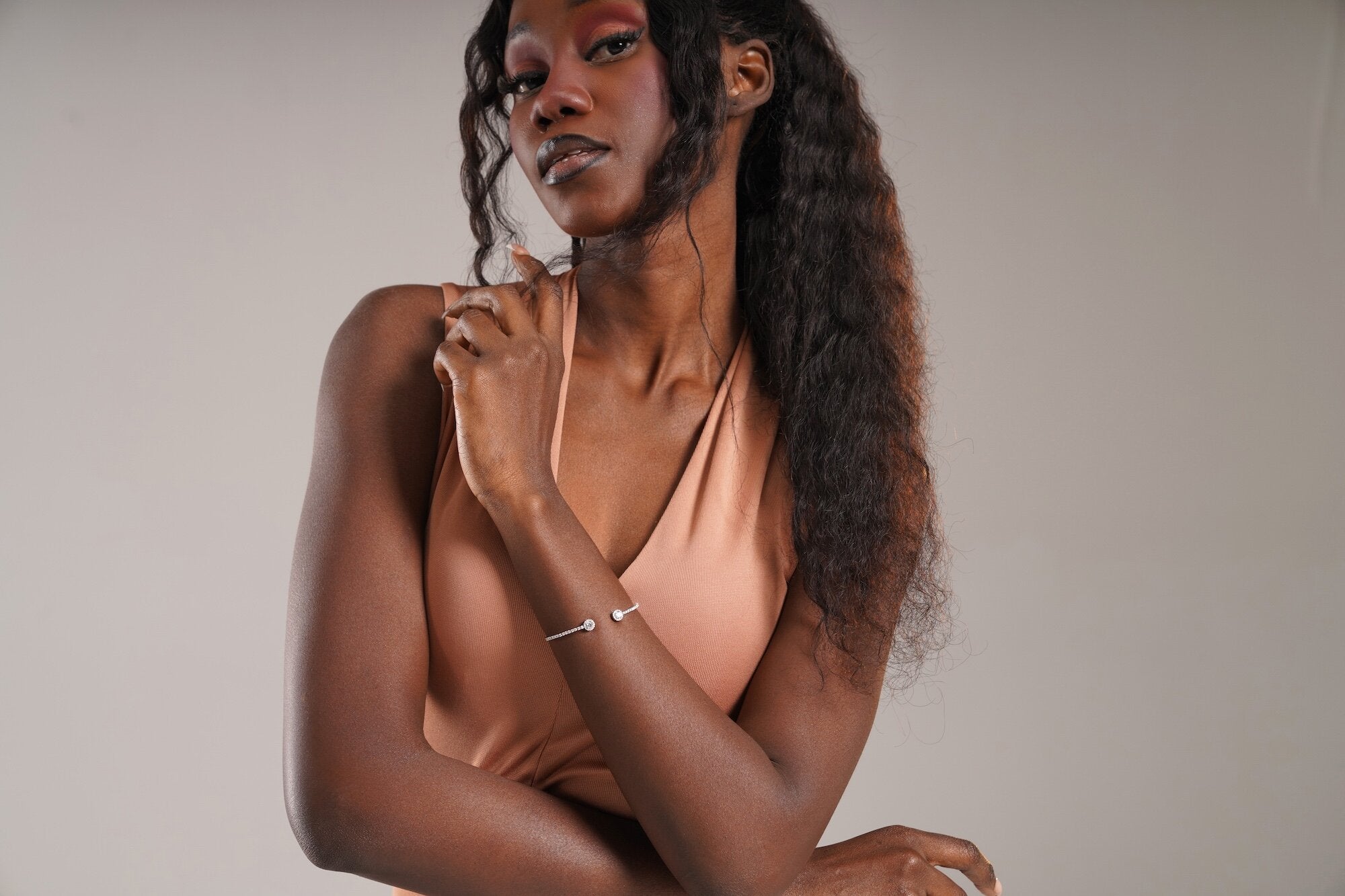 Round Cut Open Diamond Bangle