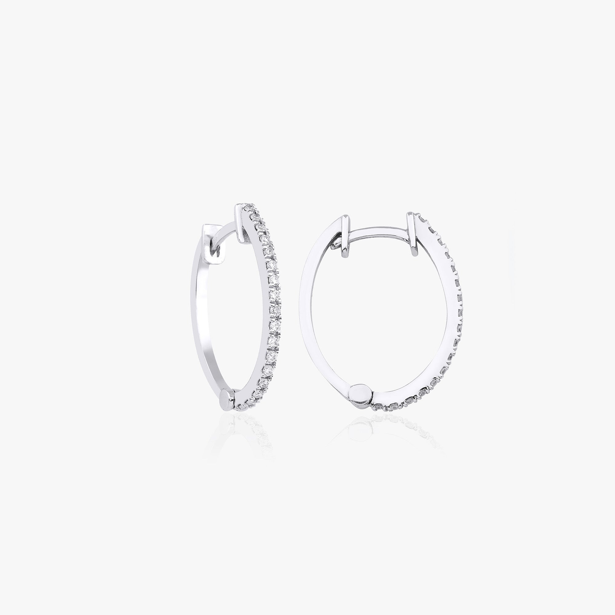 Diamond Oval Hoop Earrings in 14K Gold