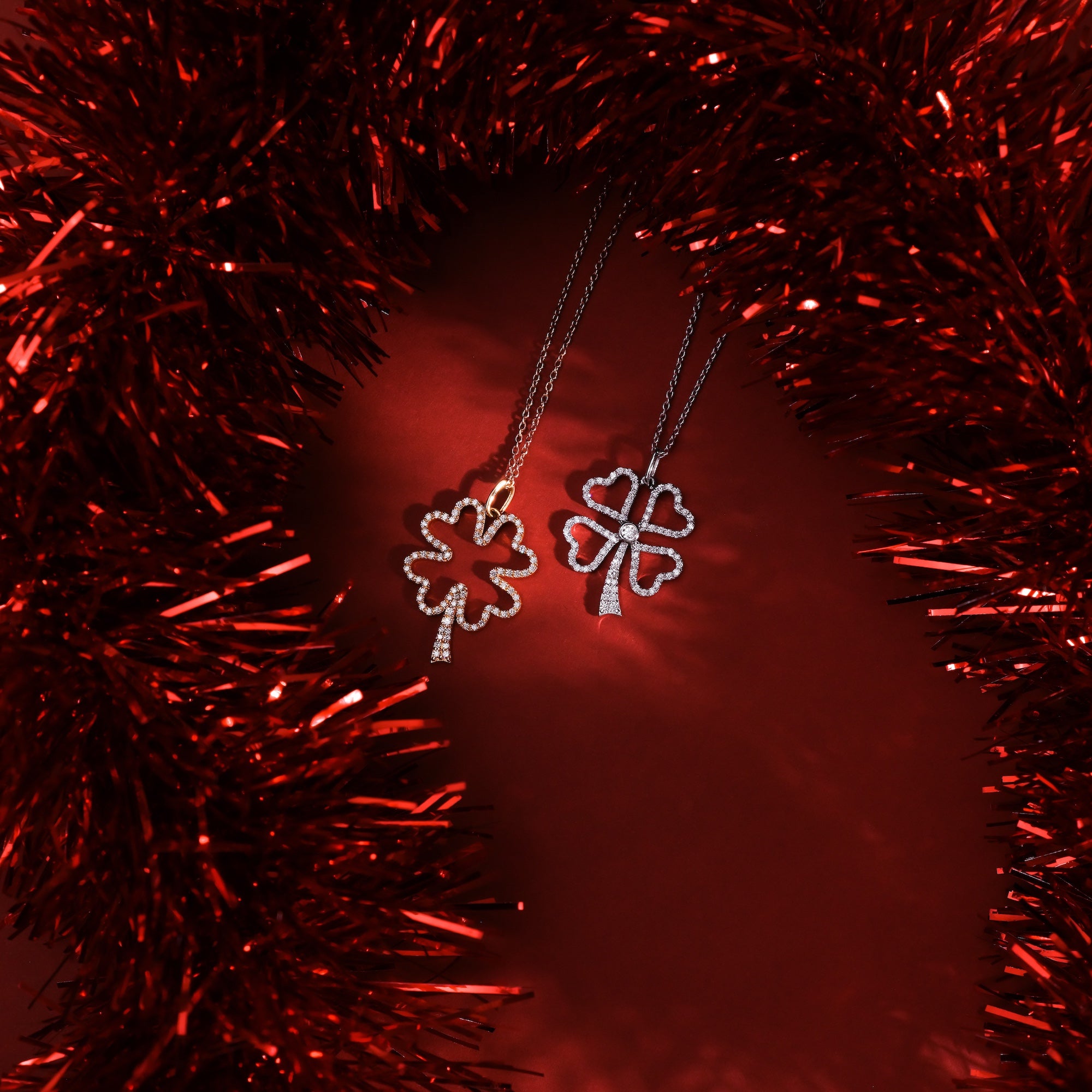 Diamond Open Clover Necklace / FORTUNA