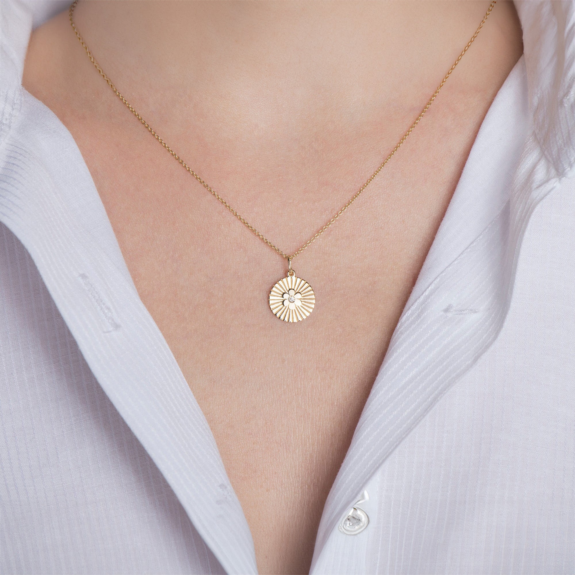 Diamond Daisy Coin Necklace in 14K Gold