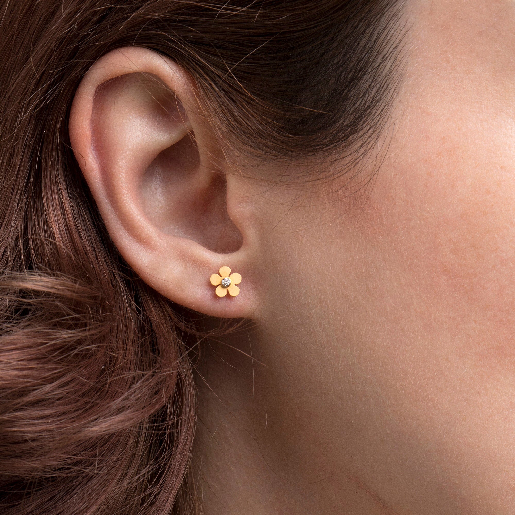Minimal Diamond Flower Studs in 14K Gold
