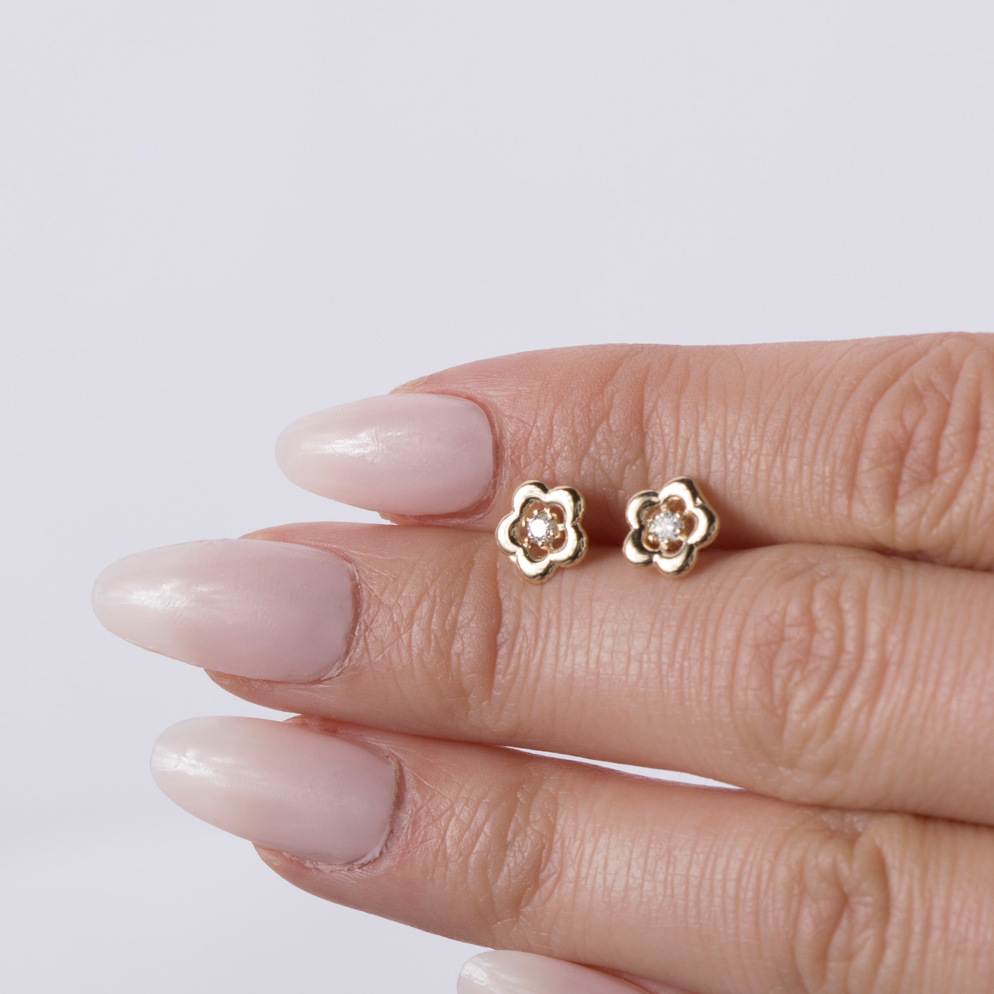 Minimal Diamond Flower Studs in 14K Gold
