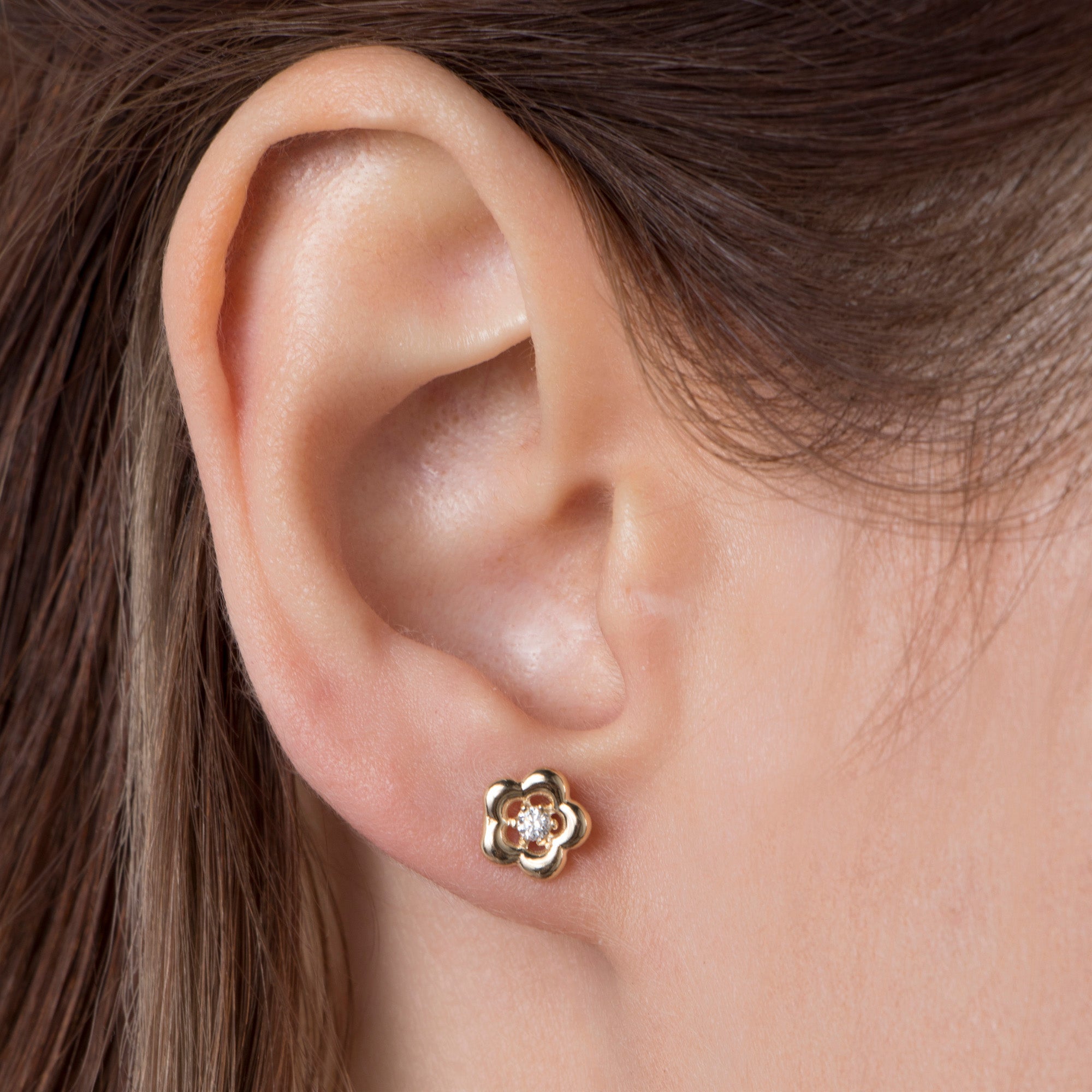 Minimal Diamond Flower Studs in 14K Gold