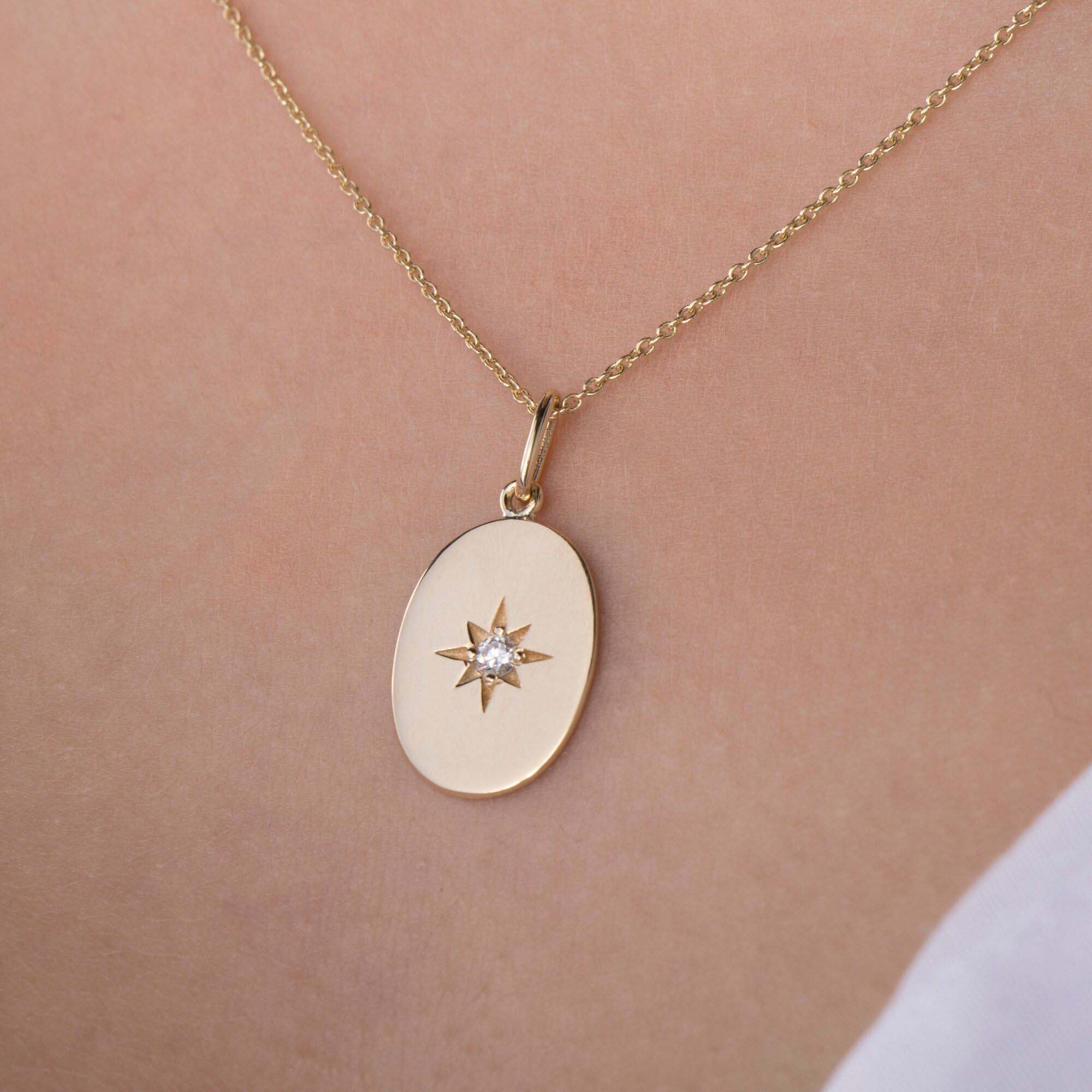 Diamond Oval North Star Necklace in 14K Gold