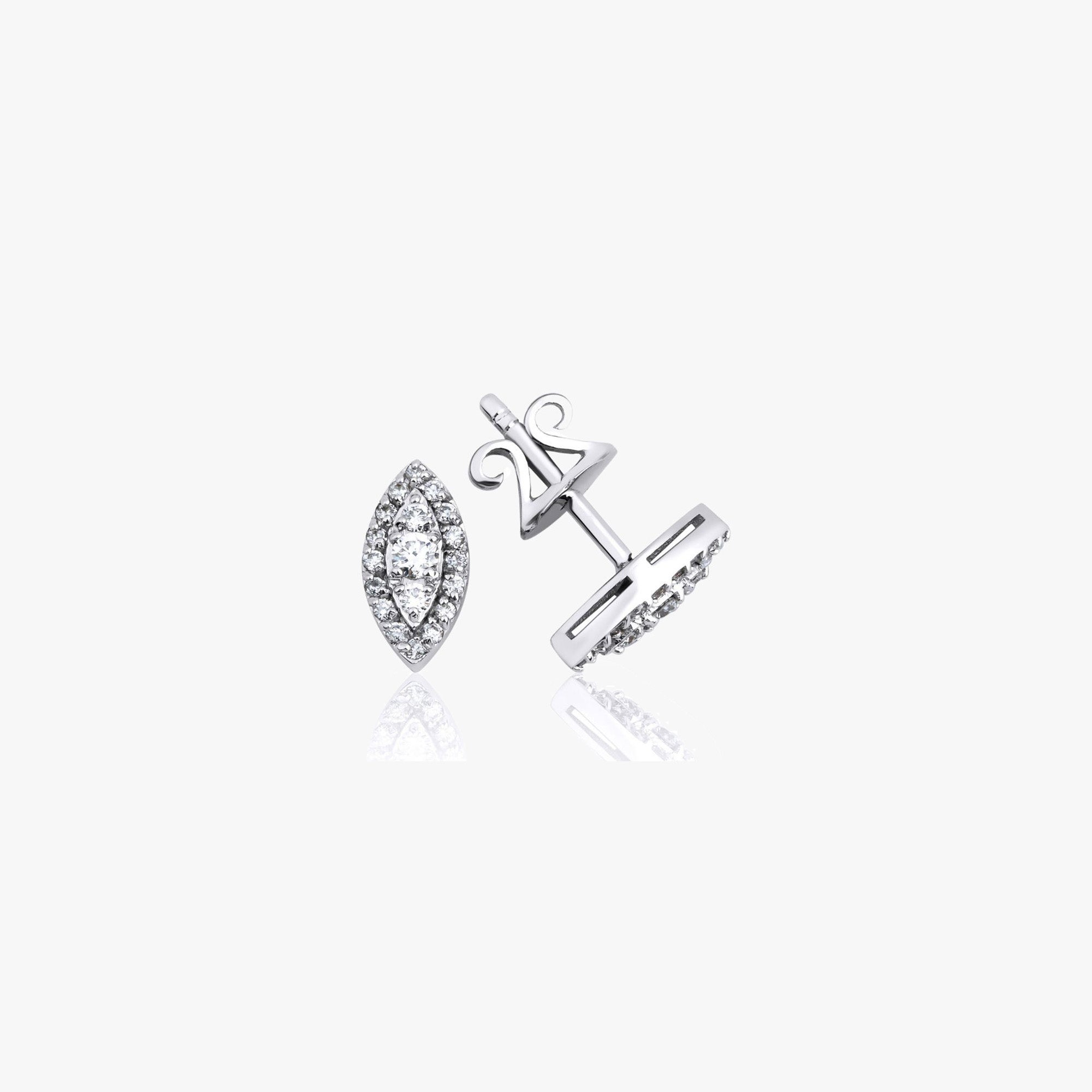 Diamond Dimension Studs in 18K Gold