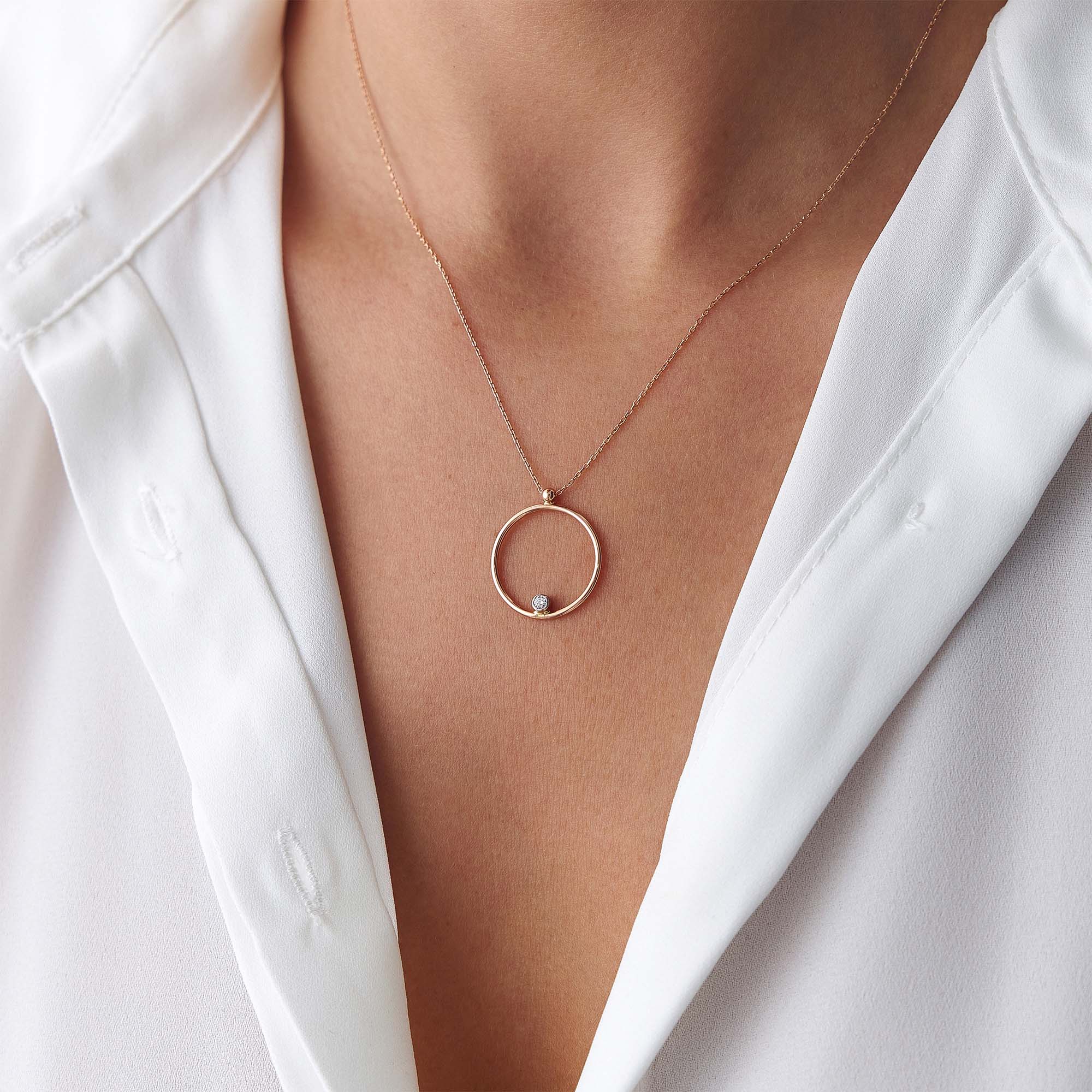 Open Diamond Circle Necklace in 14K Gold
