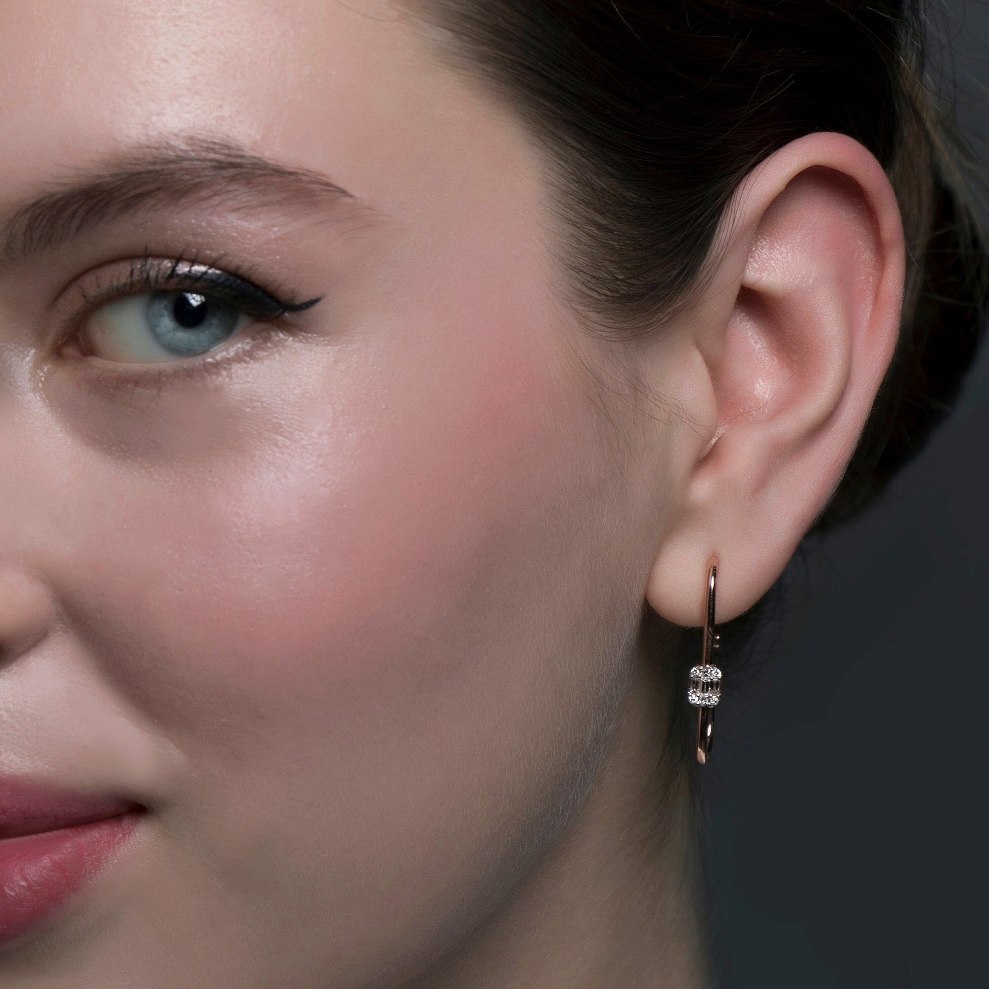 Baguette Diamond Rectangle Earrings in 14K Gold