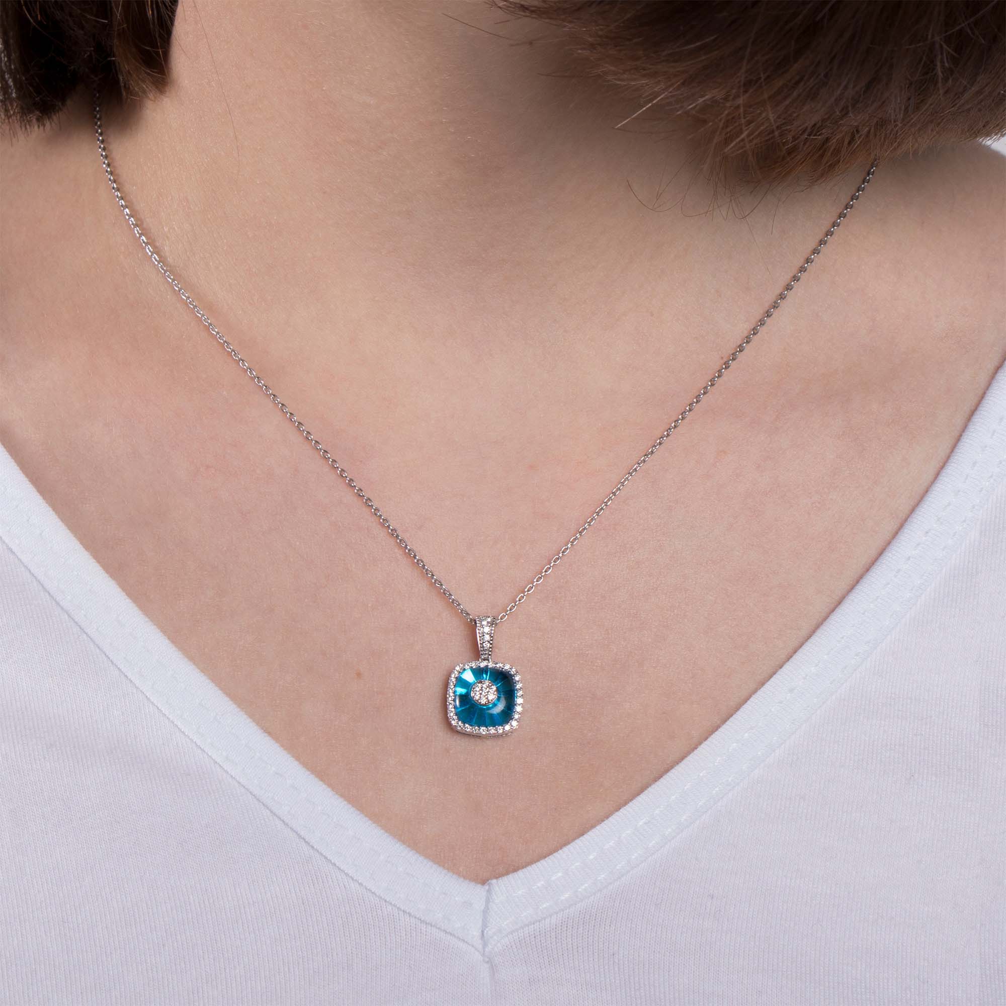 Minimal Diamond Square Evil Eye Necklace in 14K Gold