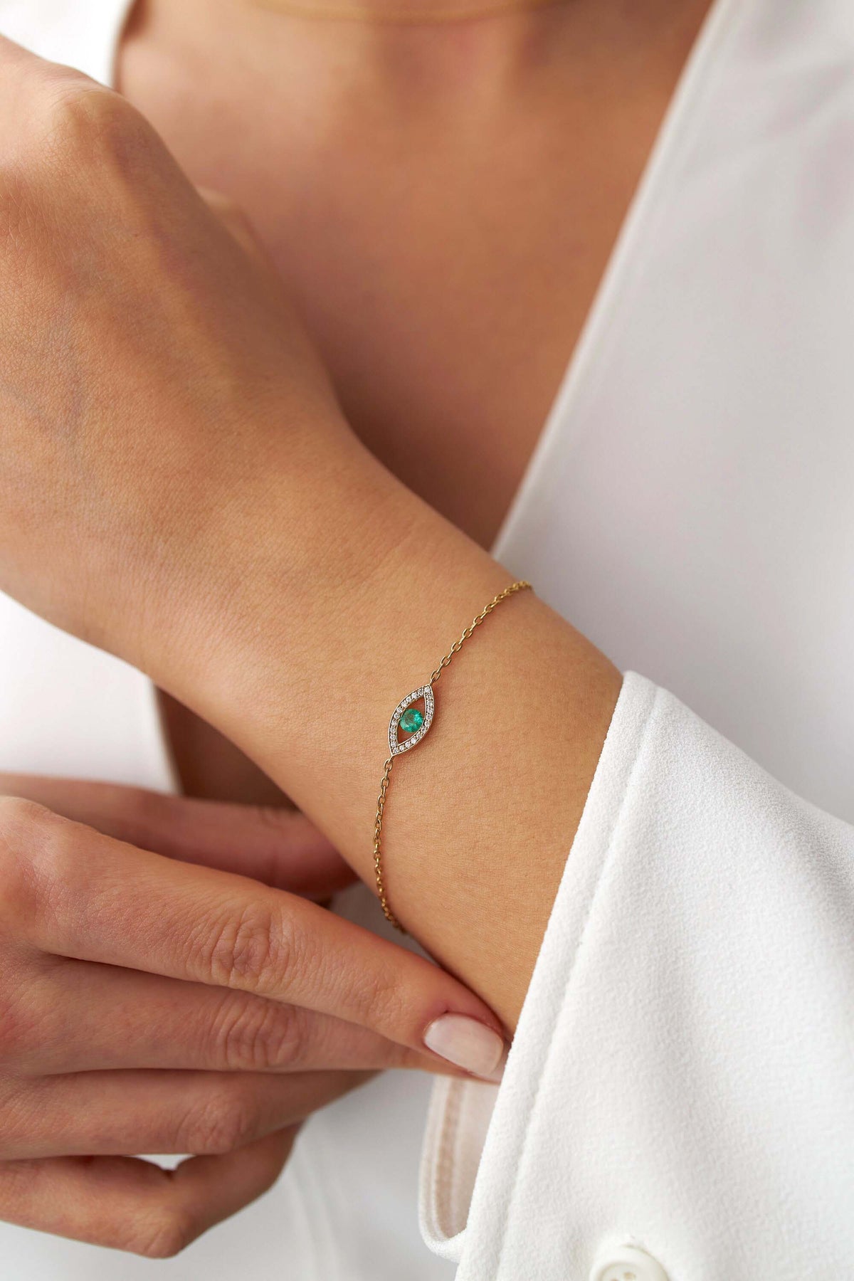 Emerald and Diamond Evil Eye Bracelet in 14K Gold