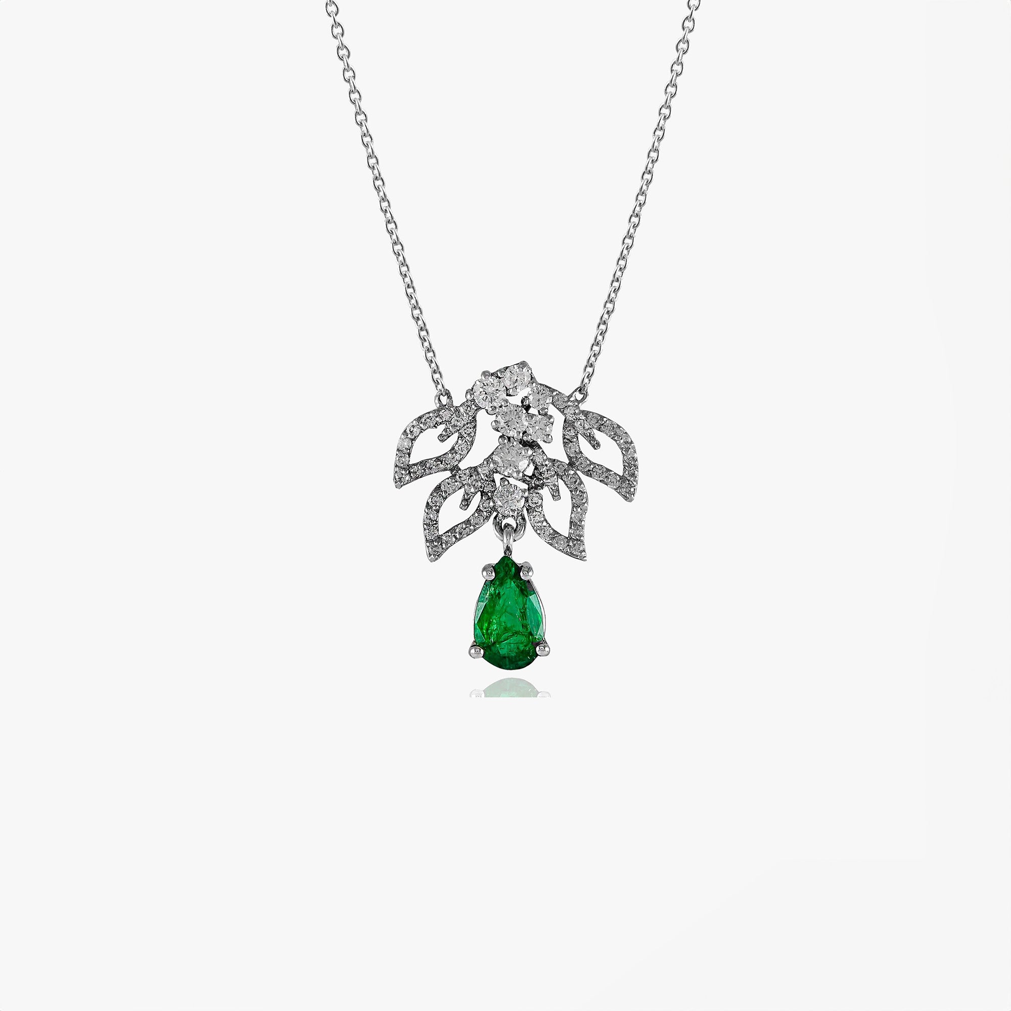 An Emerald's Dream Necklace in 18K Gold