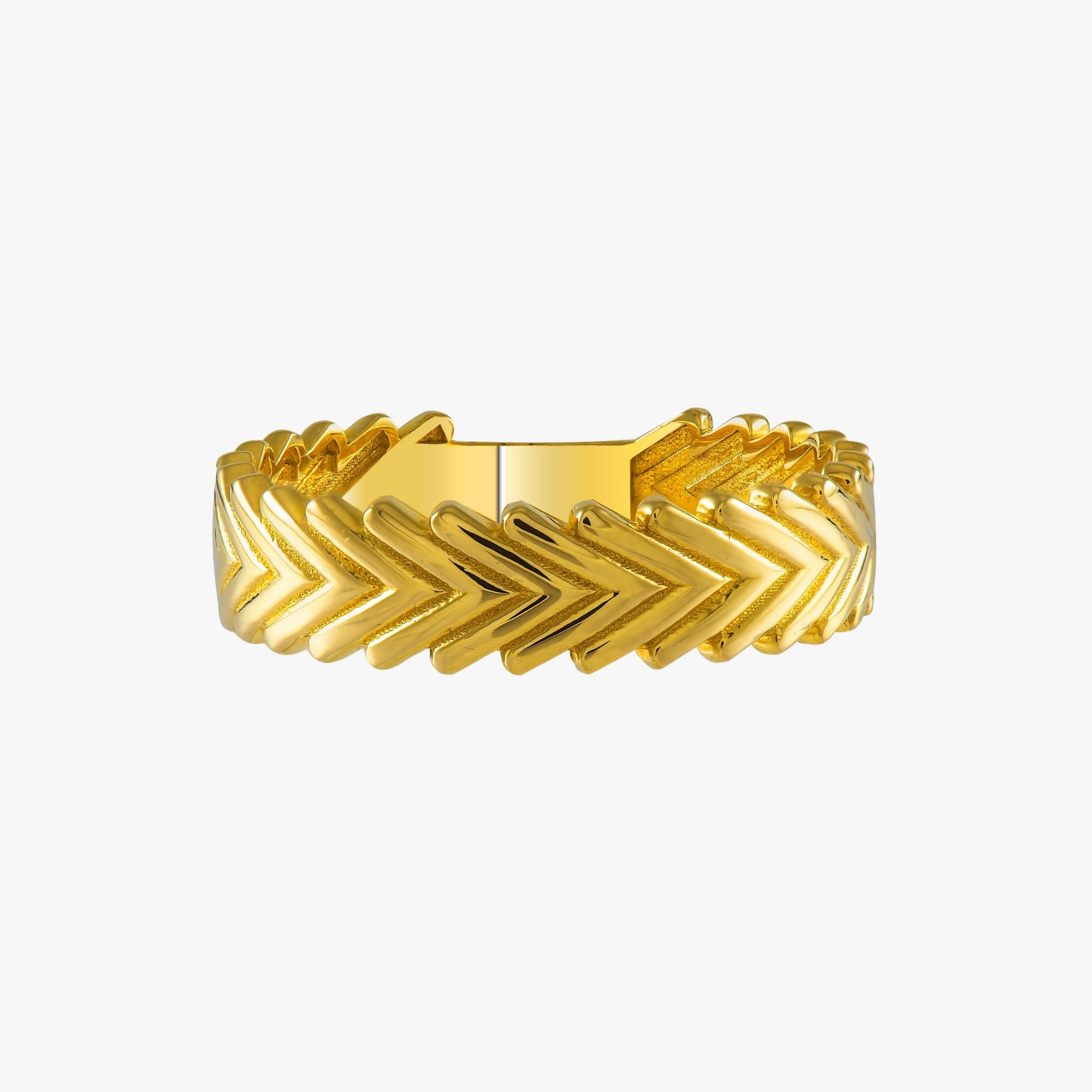 Chevron Band Ring in 14K Gold