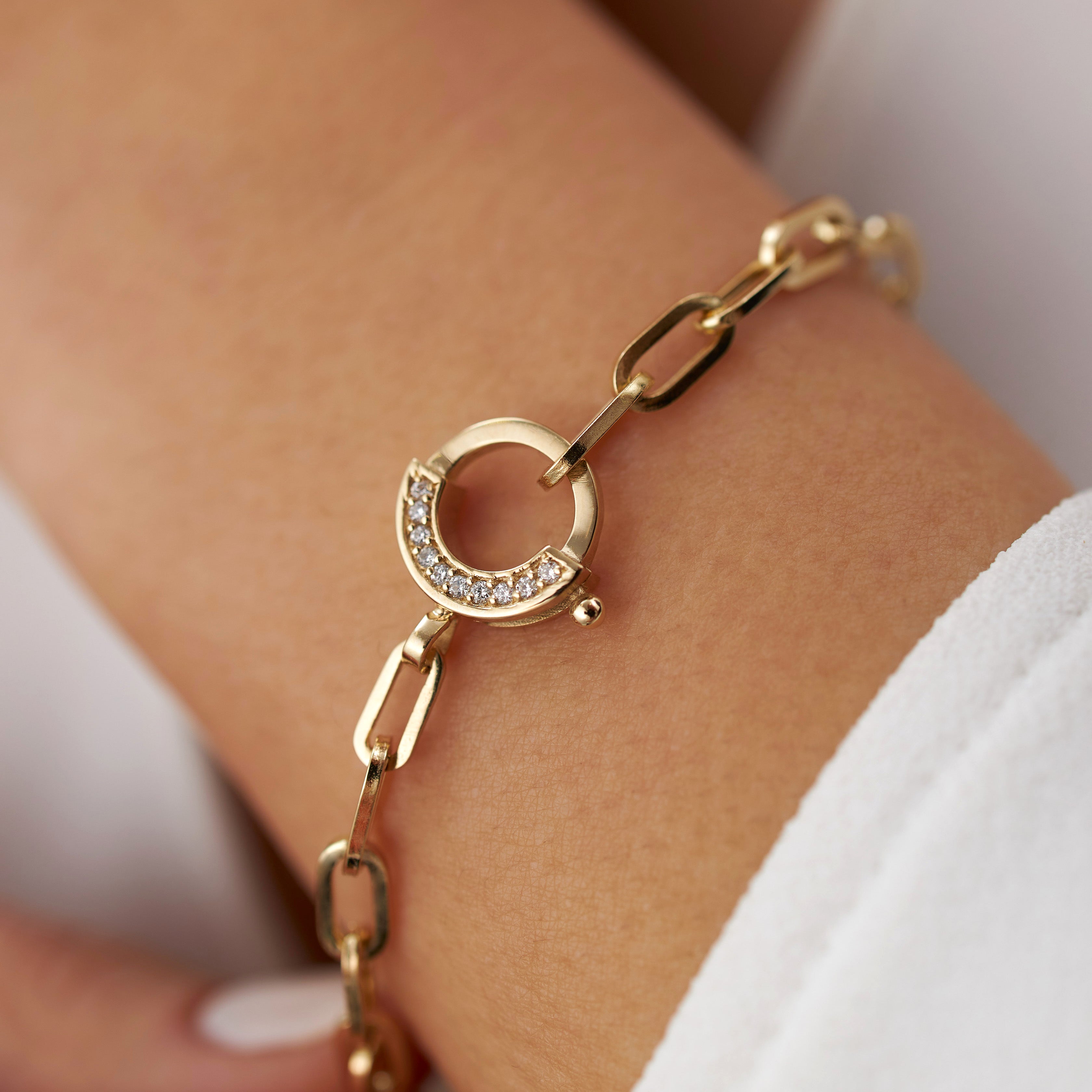 Paperclip Chain Diamond Lock Bracelet in 14K Gold