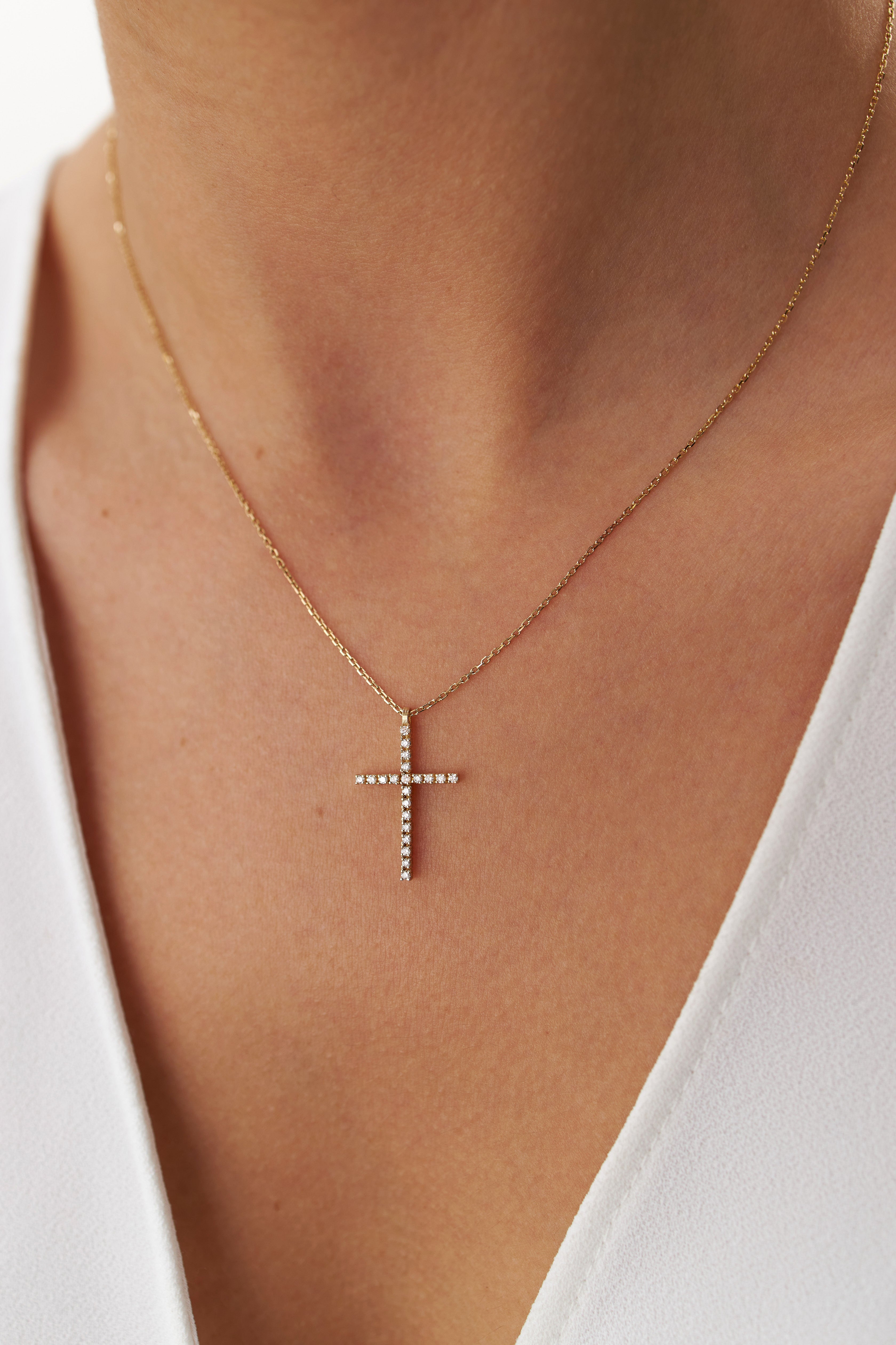 Diamond Cross Necklace in 14K Gold