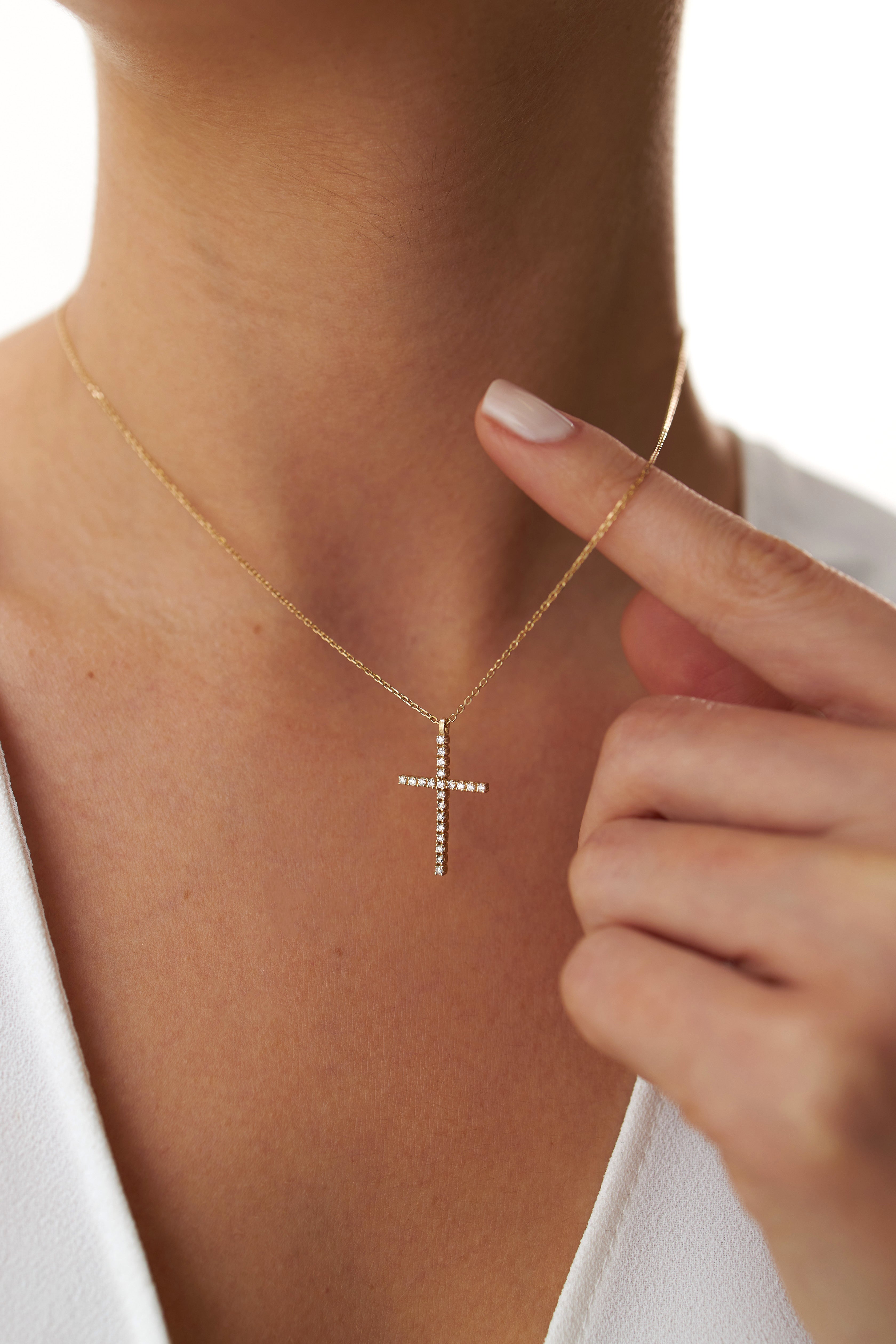 Diamond Cross Necklace in 14K Gold