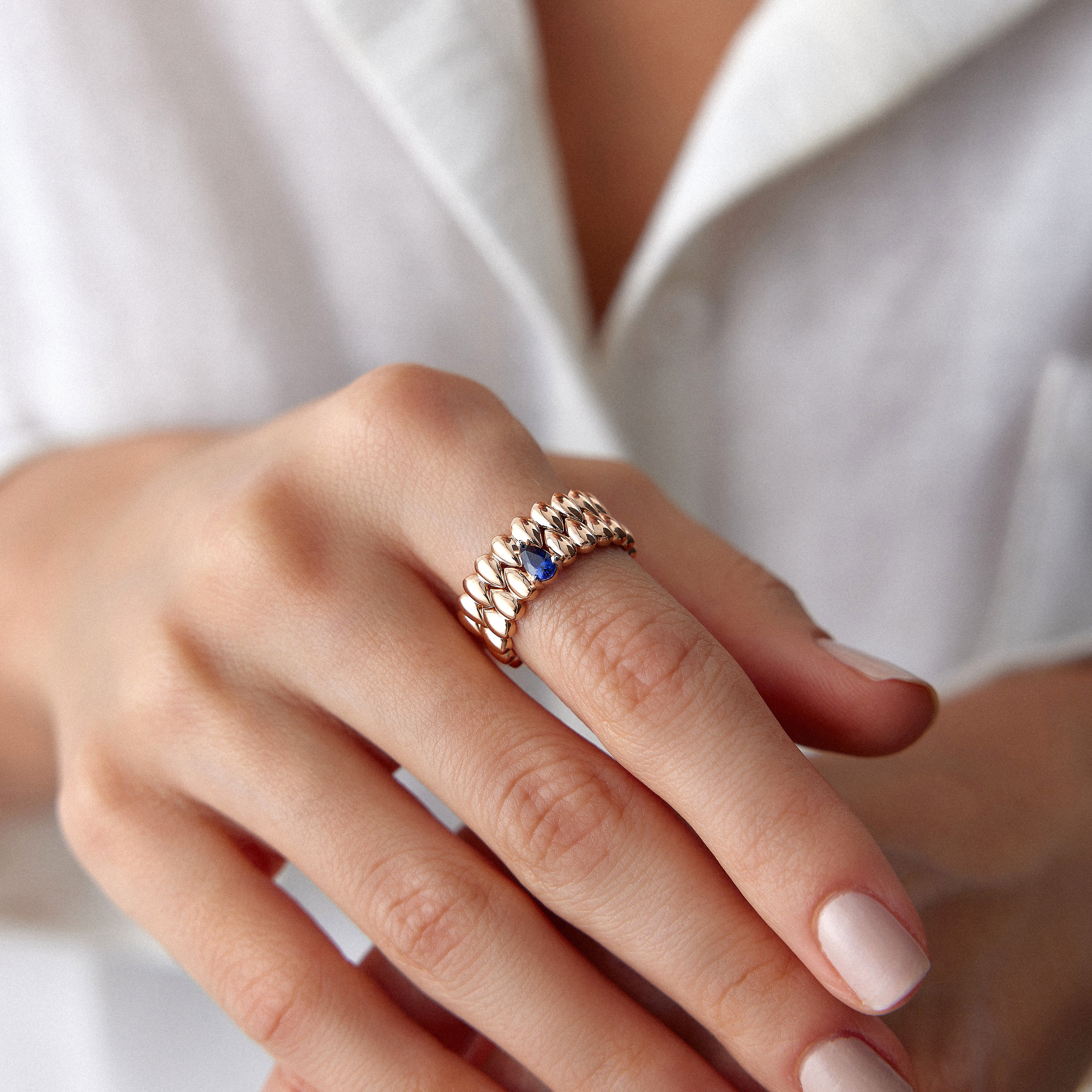 Sapphire Drop Motive Ring in 14K Gold