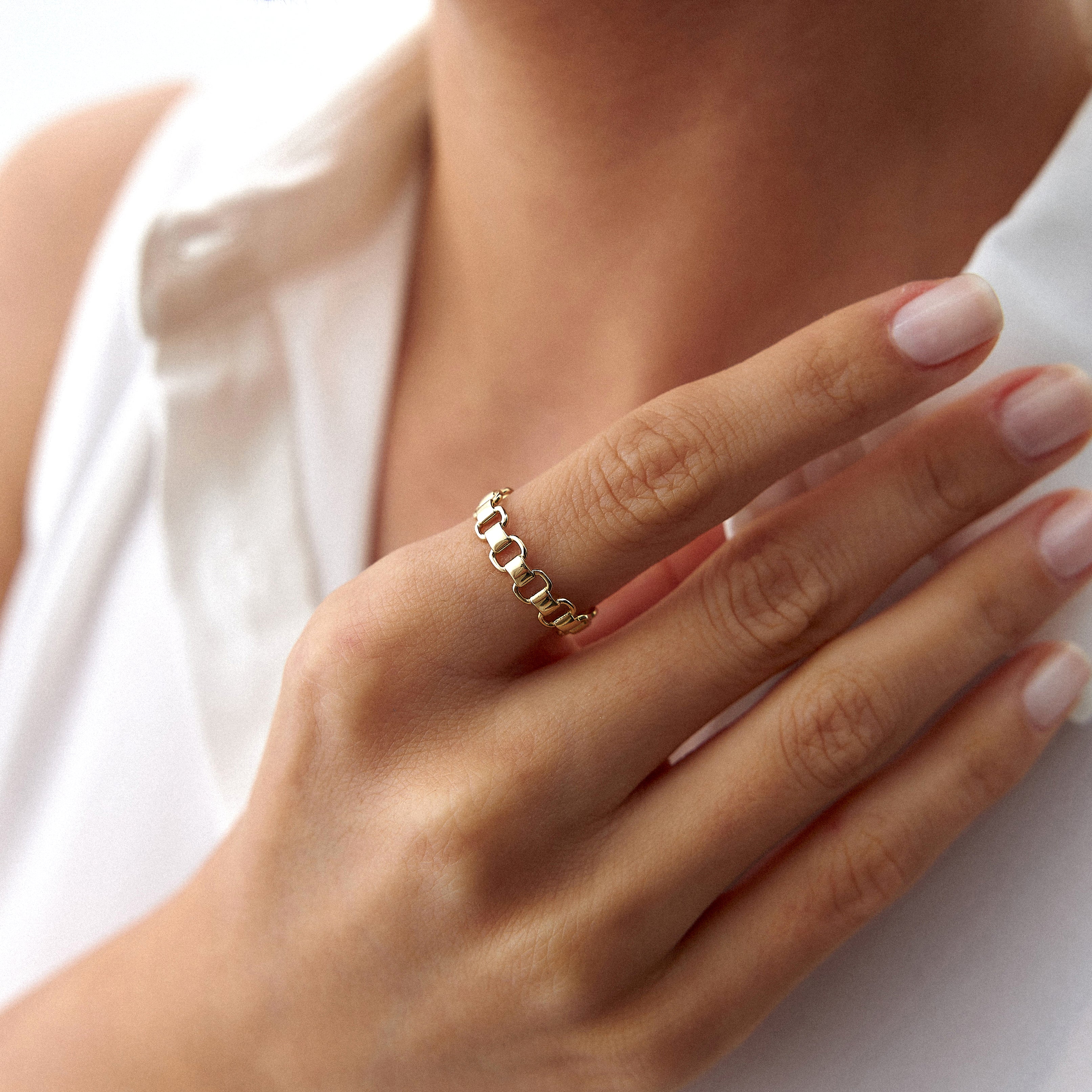 Chain Ring in 14K Gold