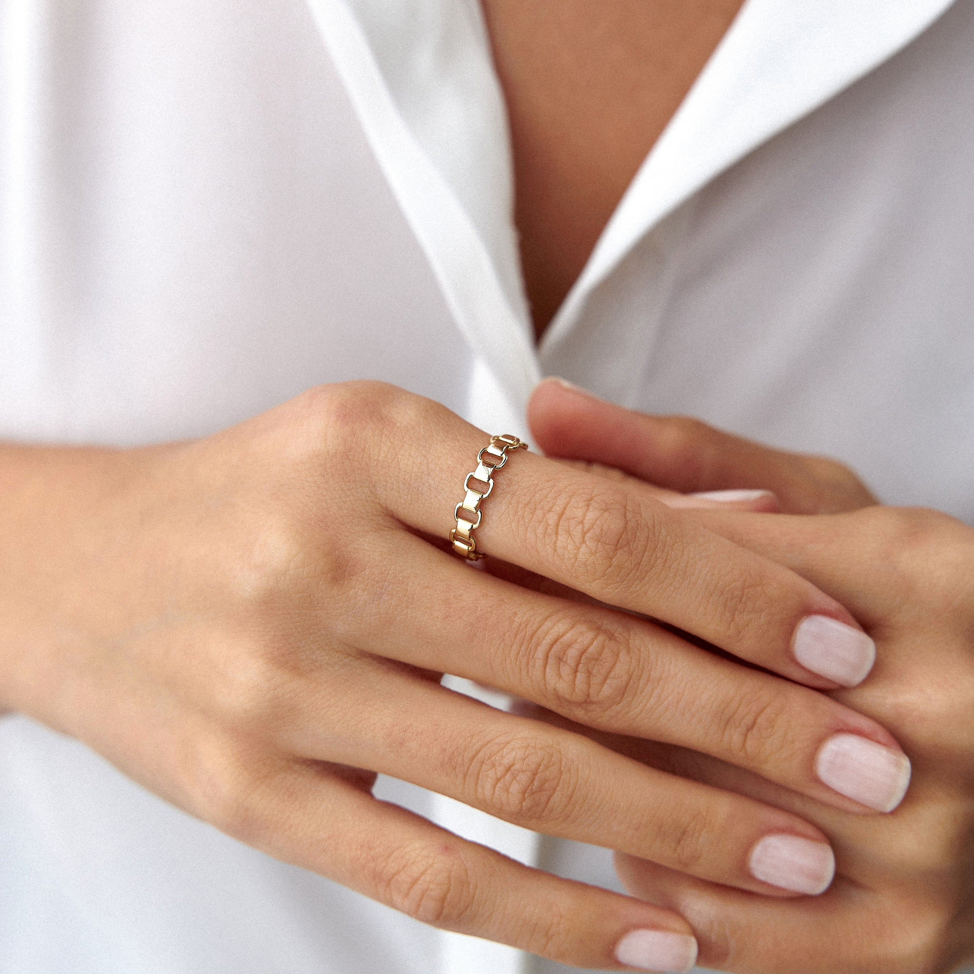 Chain Ring in 14K Gold