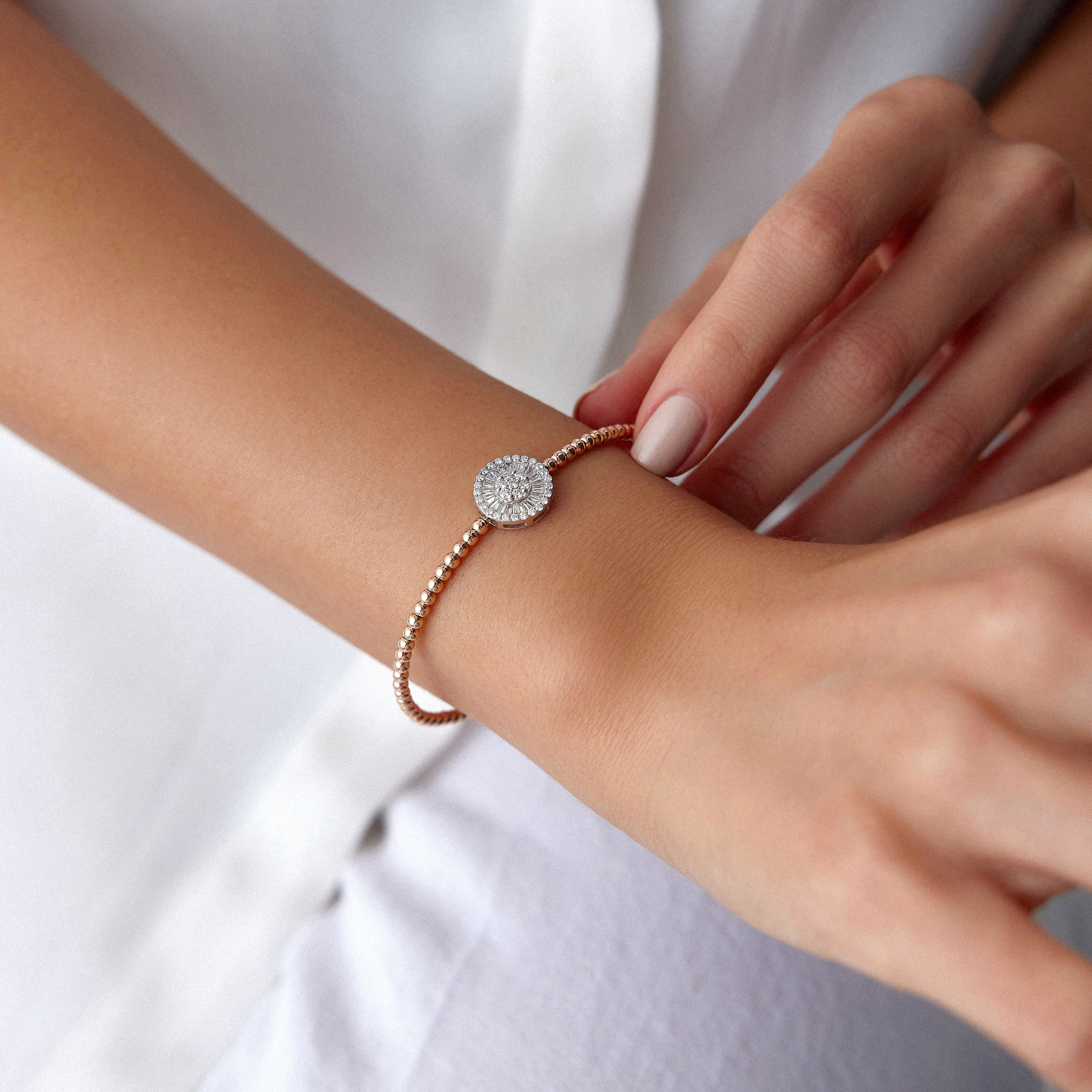 Diamond Beaded Bangle Bracelet in 14K Gold