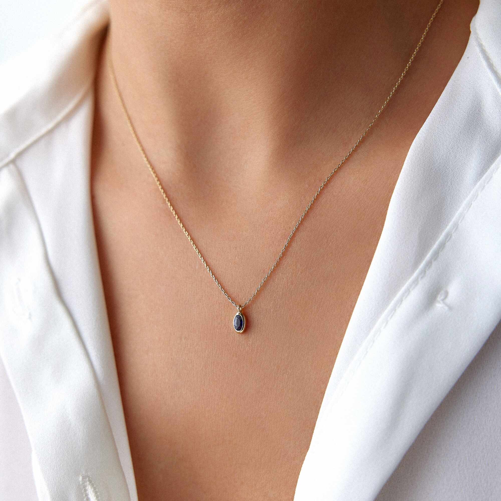 Oval Cut Blue Sapphire Solitaire Necklace