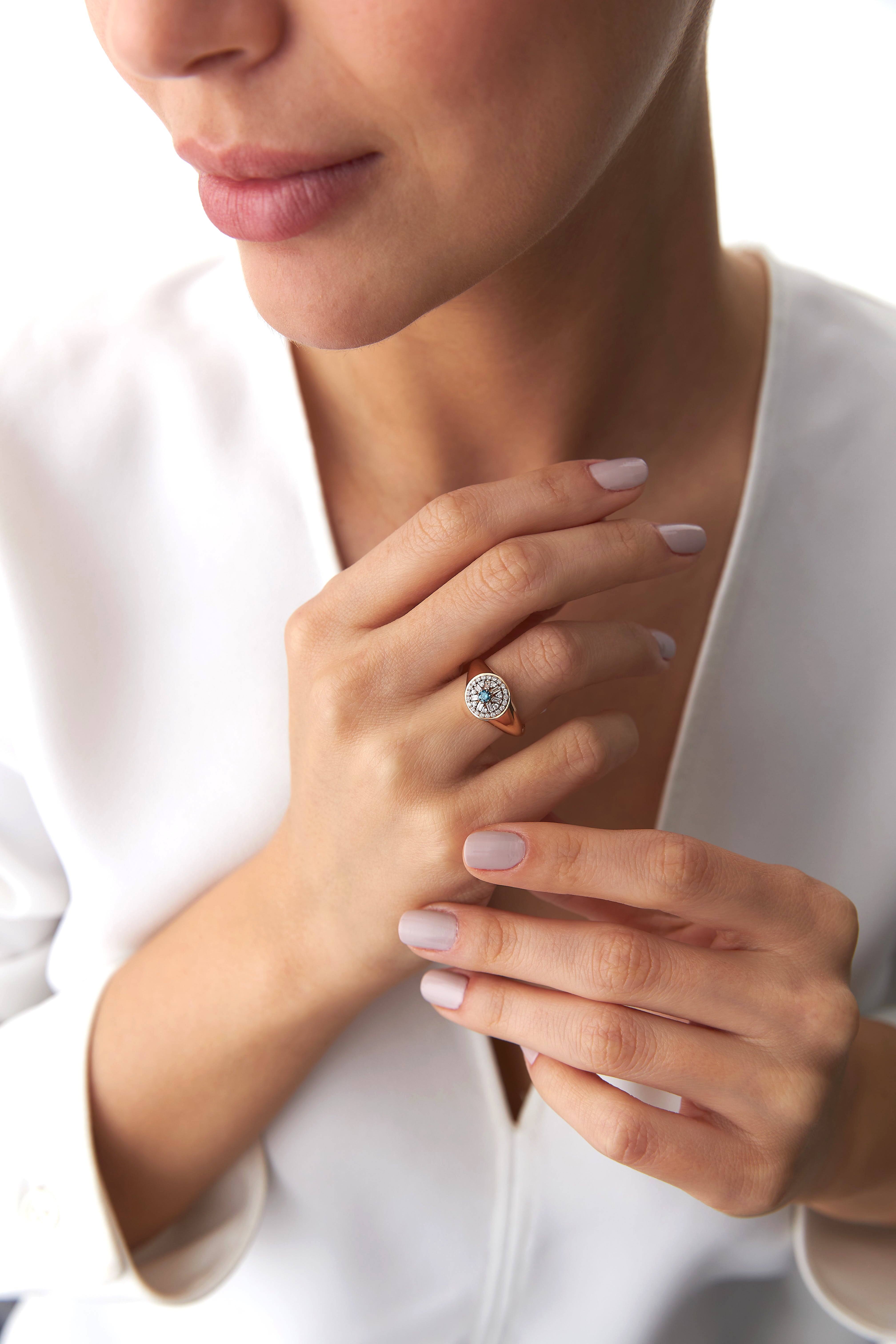 Blue Diamond Ring in 14K Gold / Winter Sun