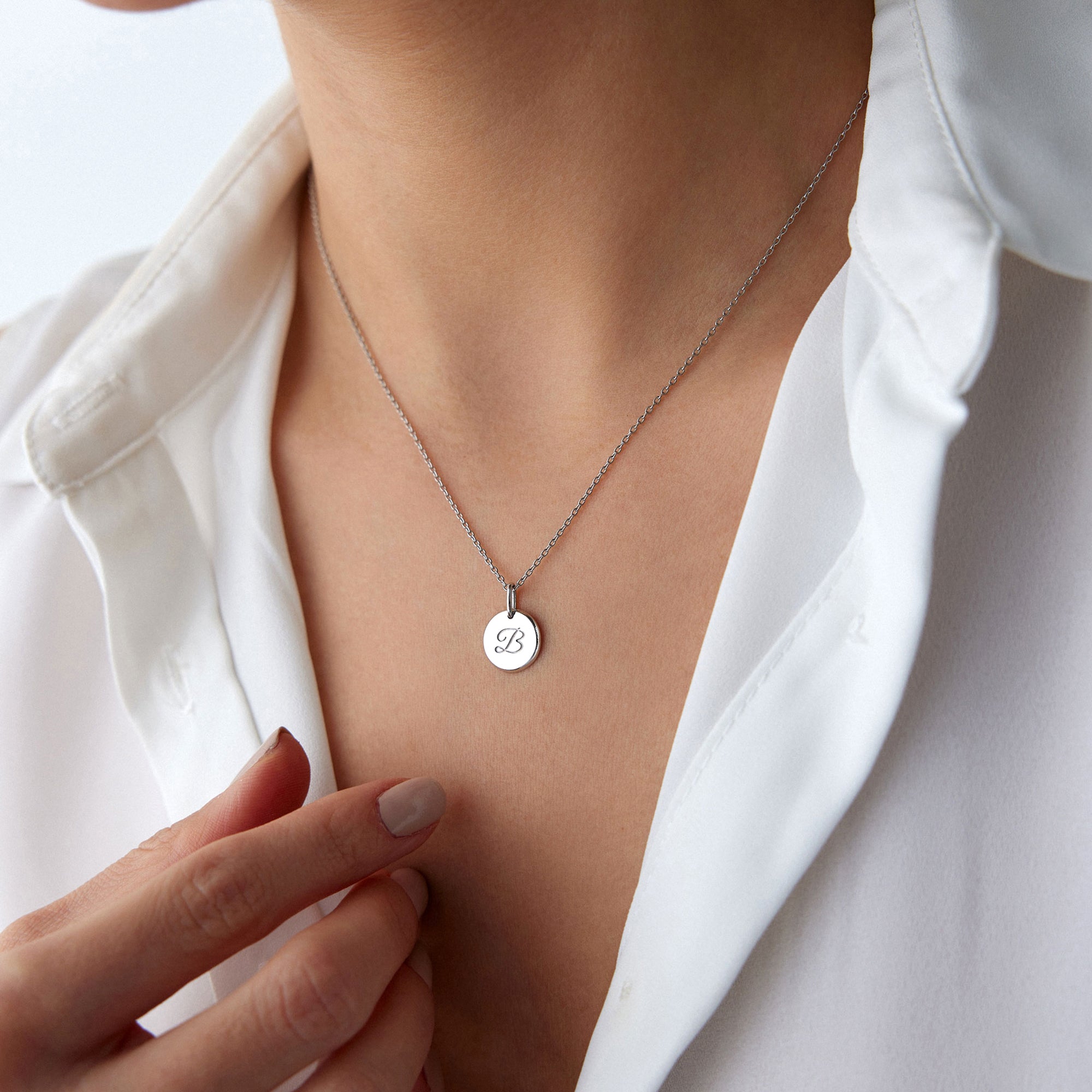 Cursive Initial Pendant Necklace in 14K Gold