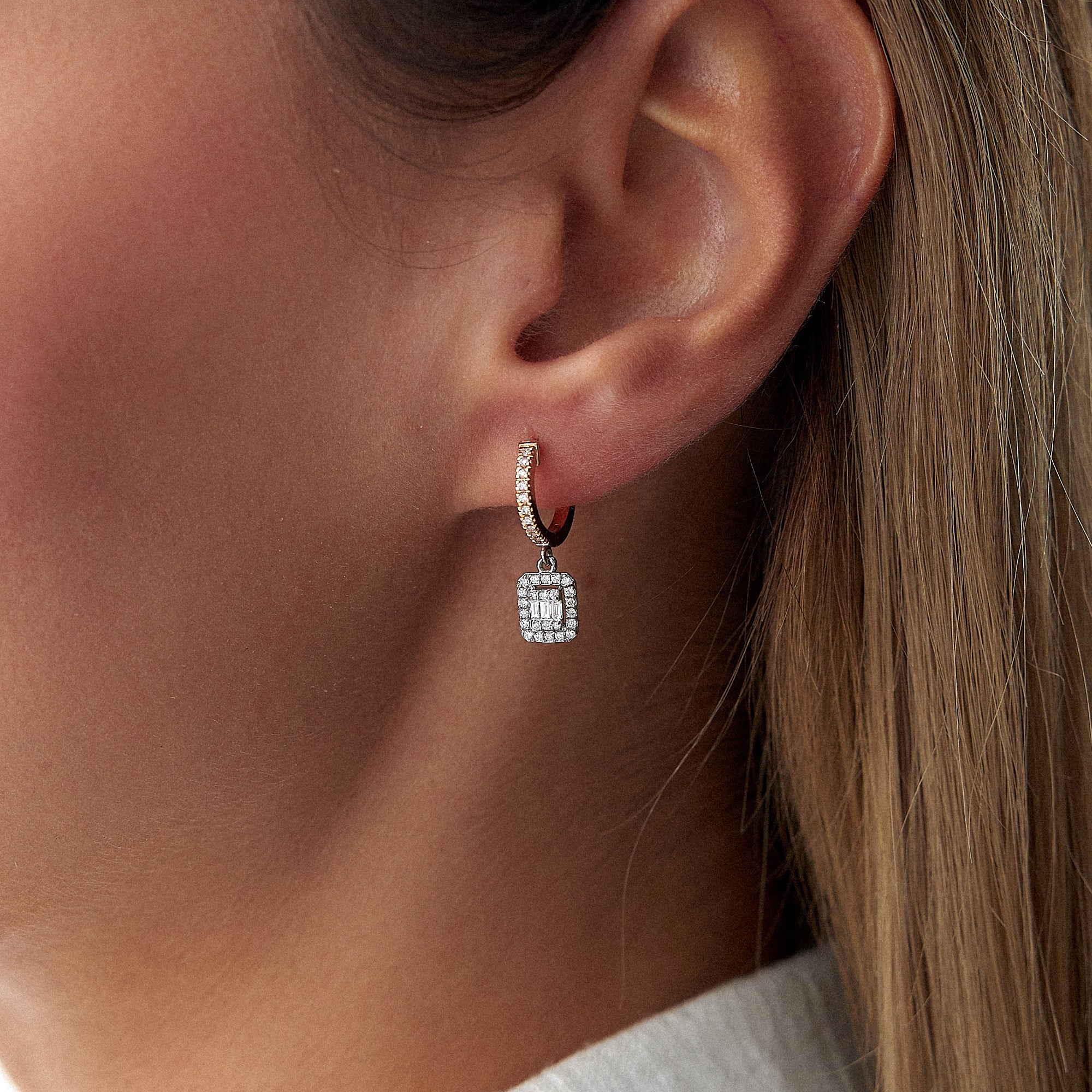 Diamond Dangle Earrings in 14K Gold