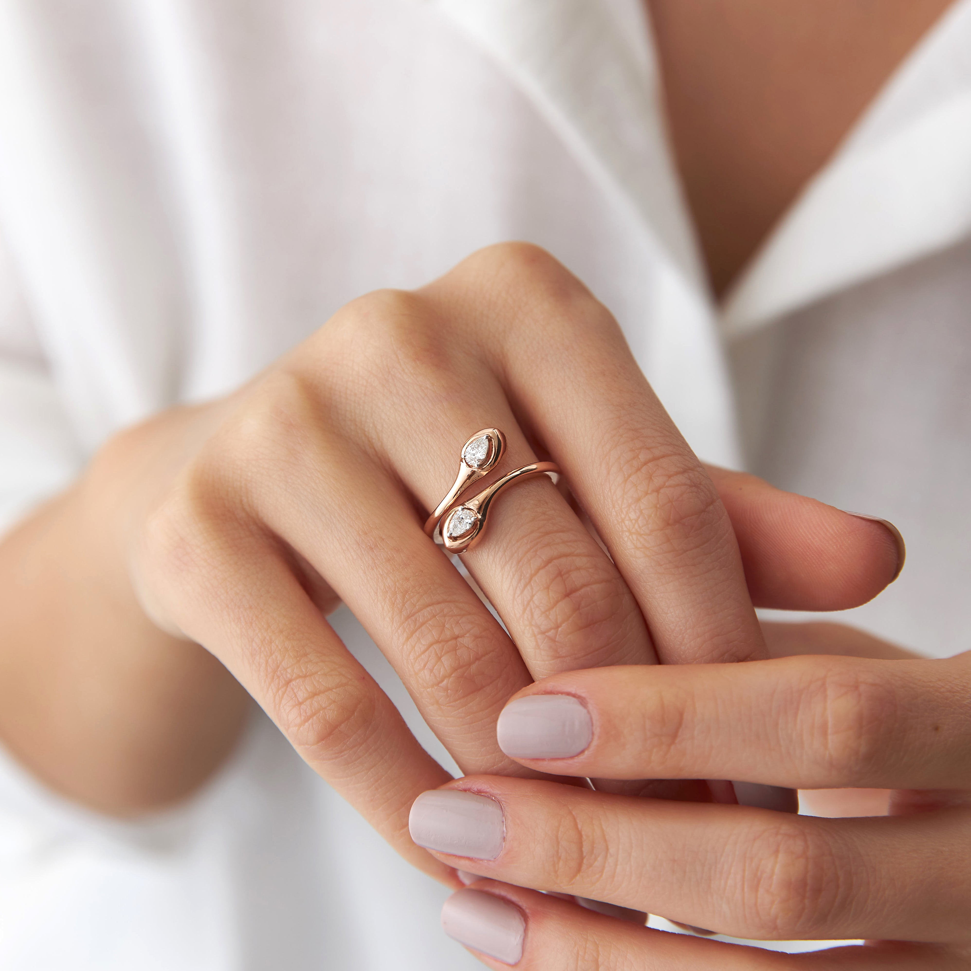 Two Stone Diamond Ring in 14K Gold / HARMONY