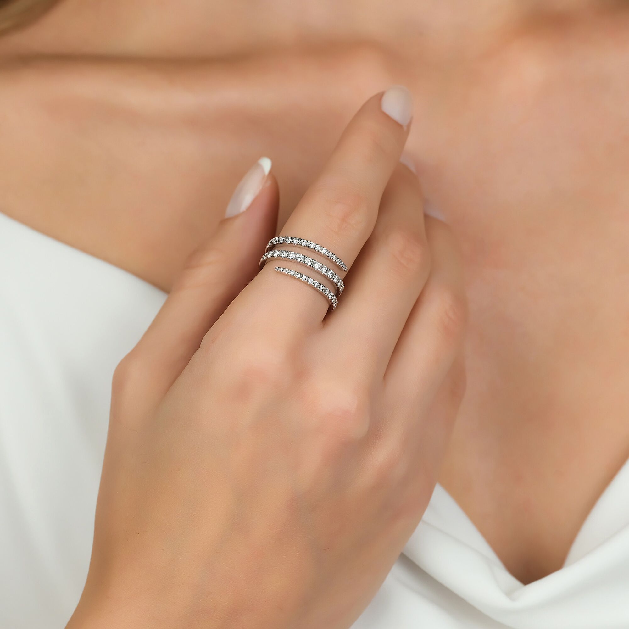 Diamond Swirl Ring in 14K Gold