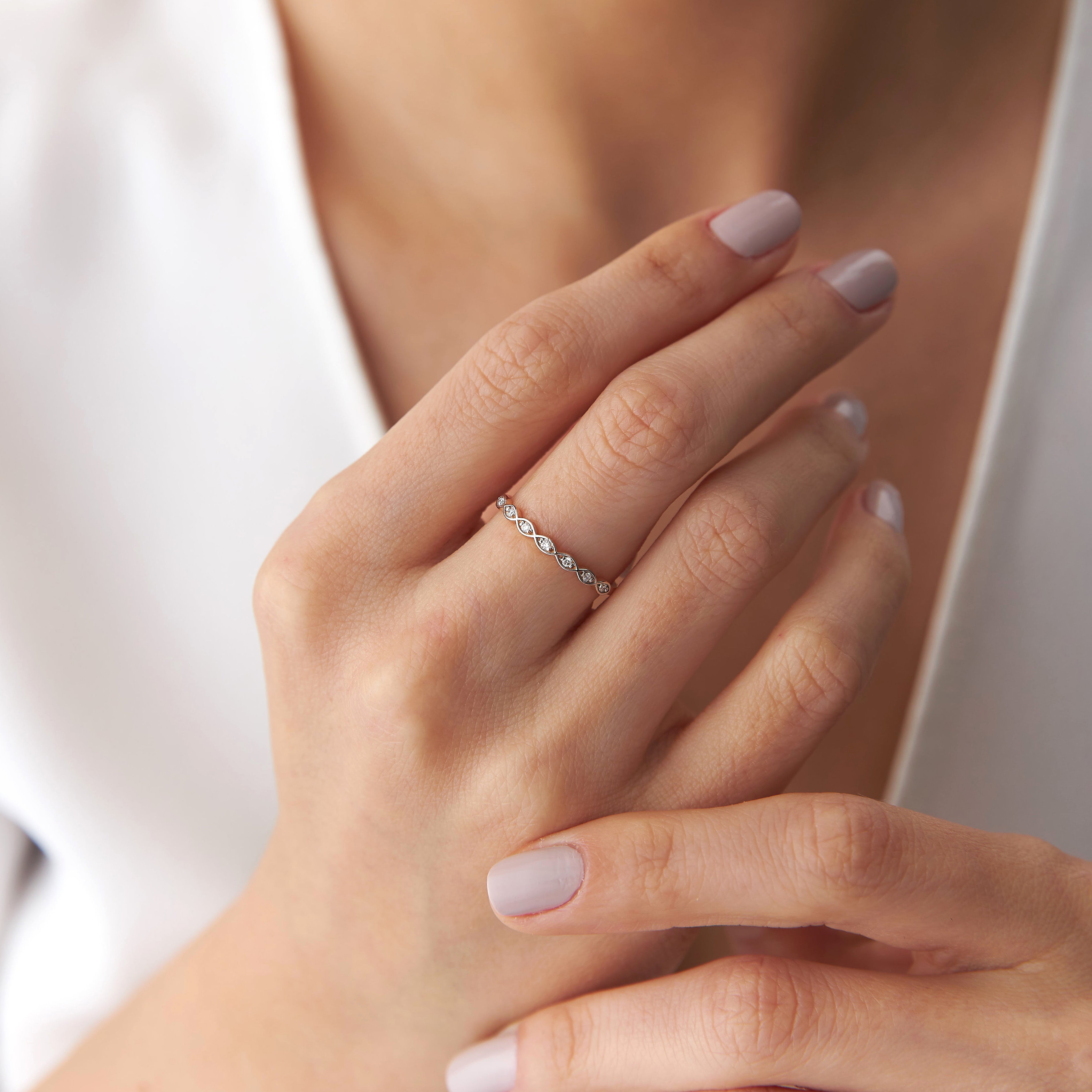 Elegant Halft Eternity Diamond Ring in 14K Gold