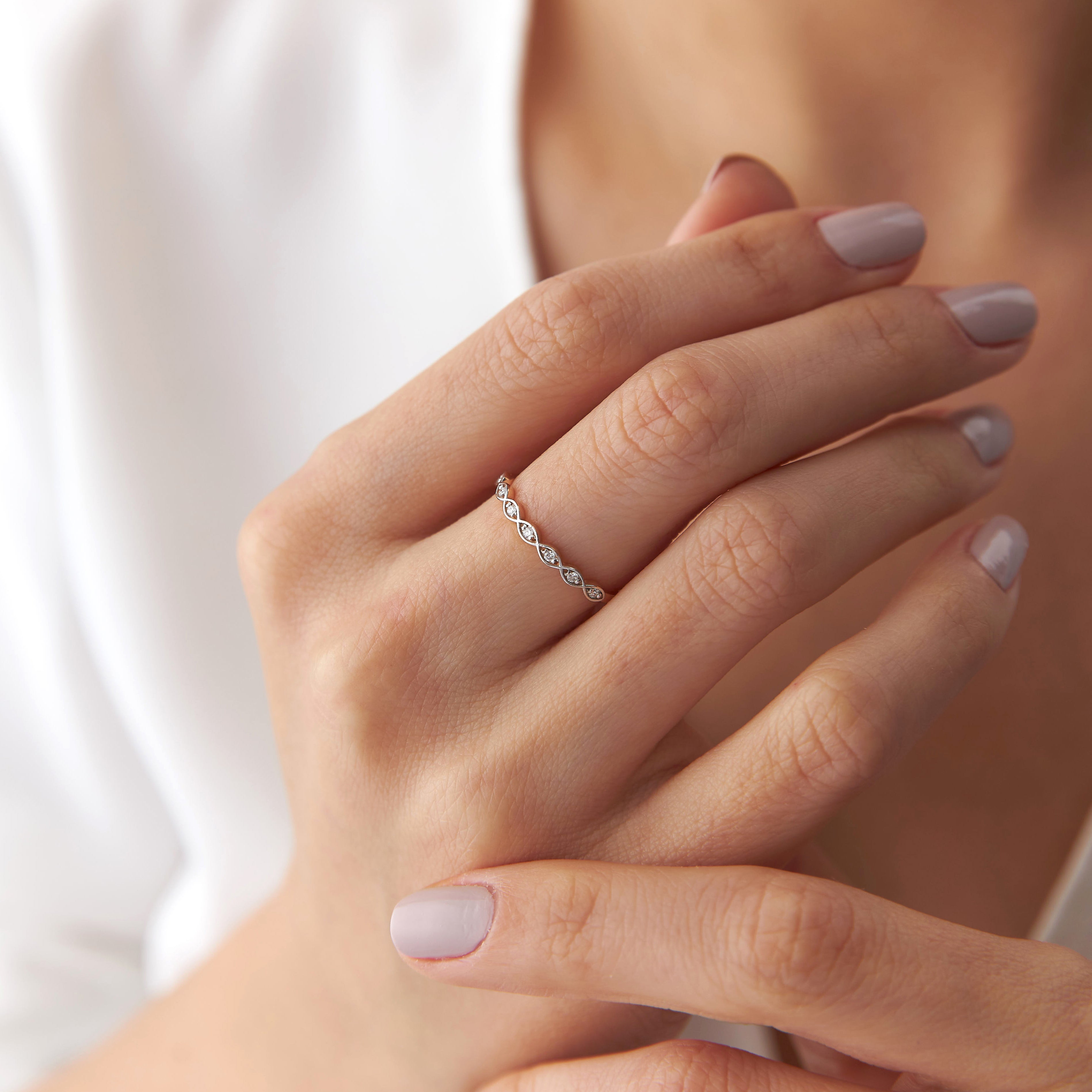 Elegant Halft Eternity Diamond Ring in 14K Gold