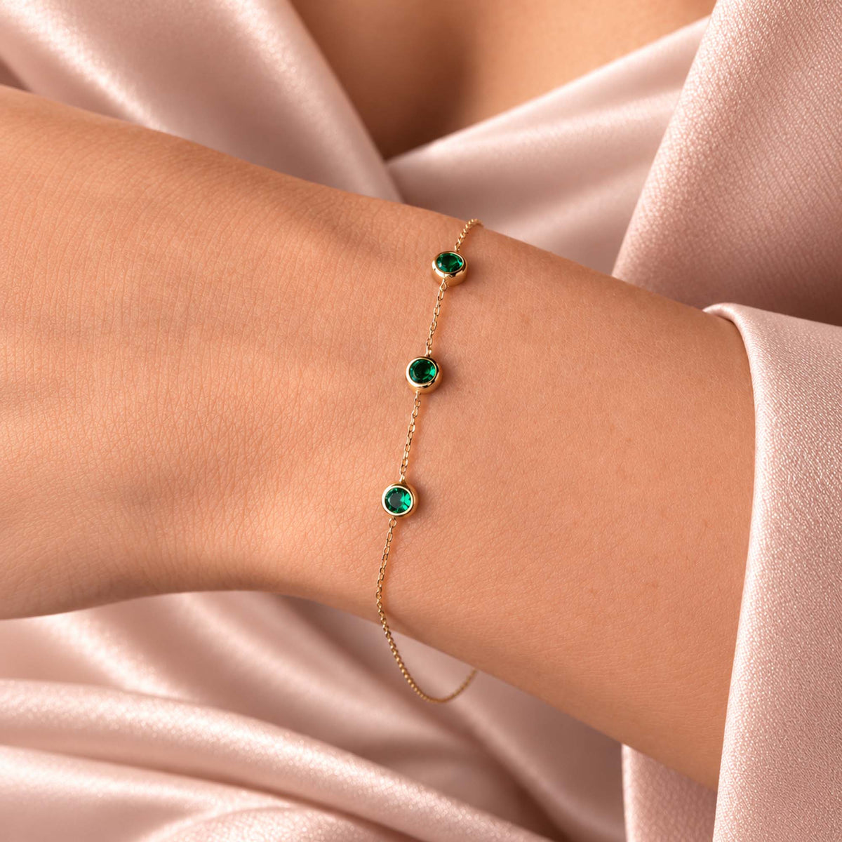 Lab Emerald Bracelet in 14K Gold