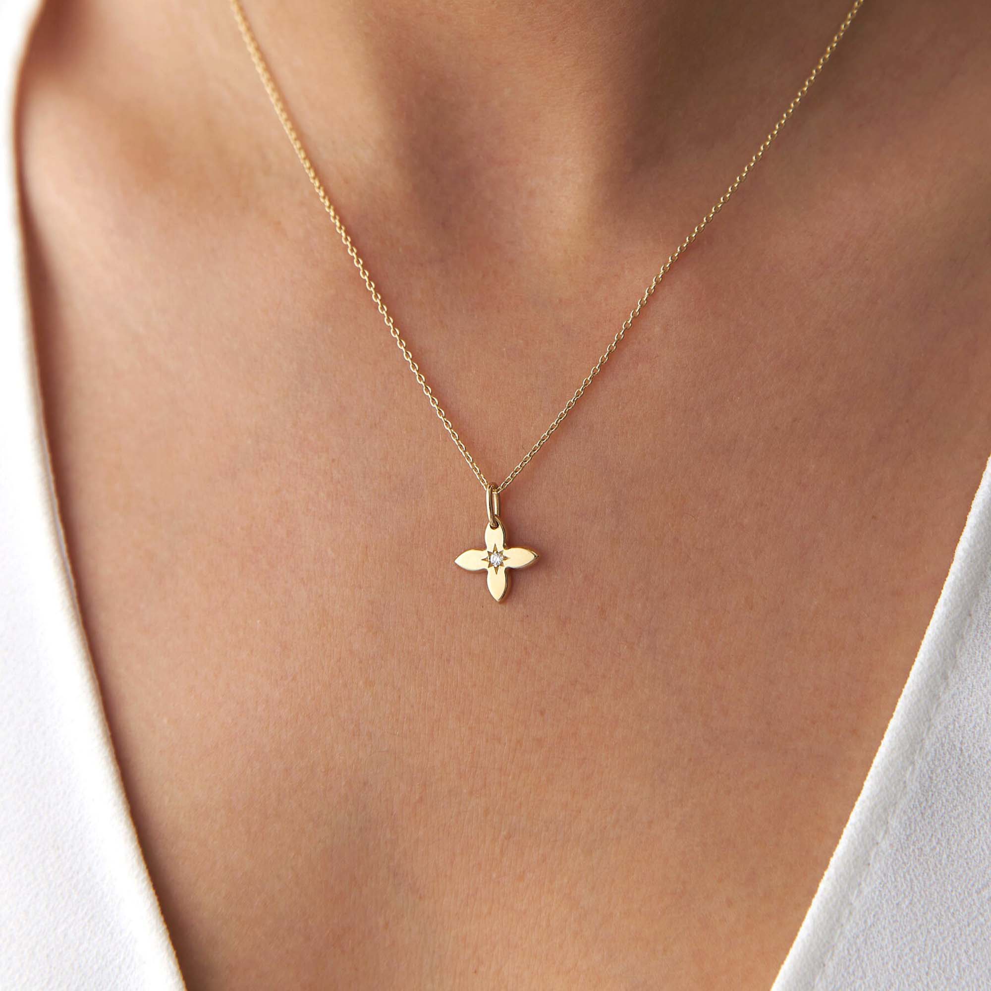 Mini Diamond Clover Necklace in 14K Gold