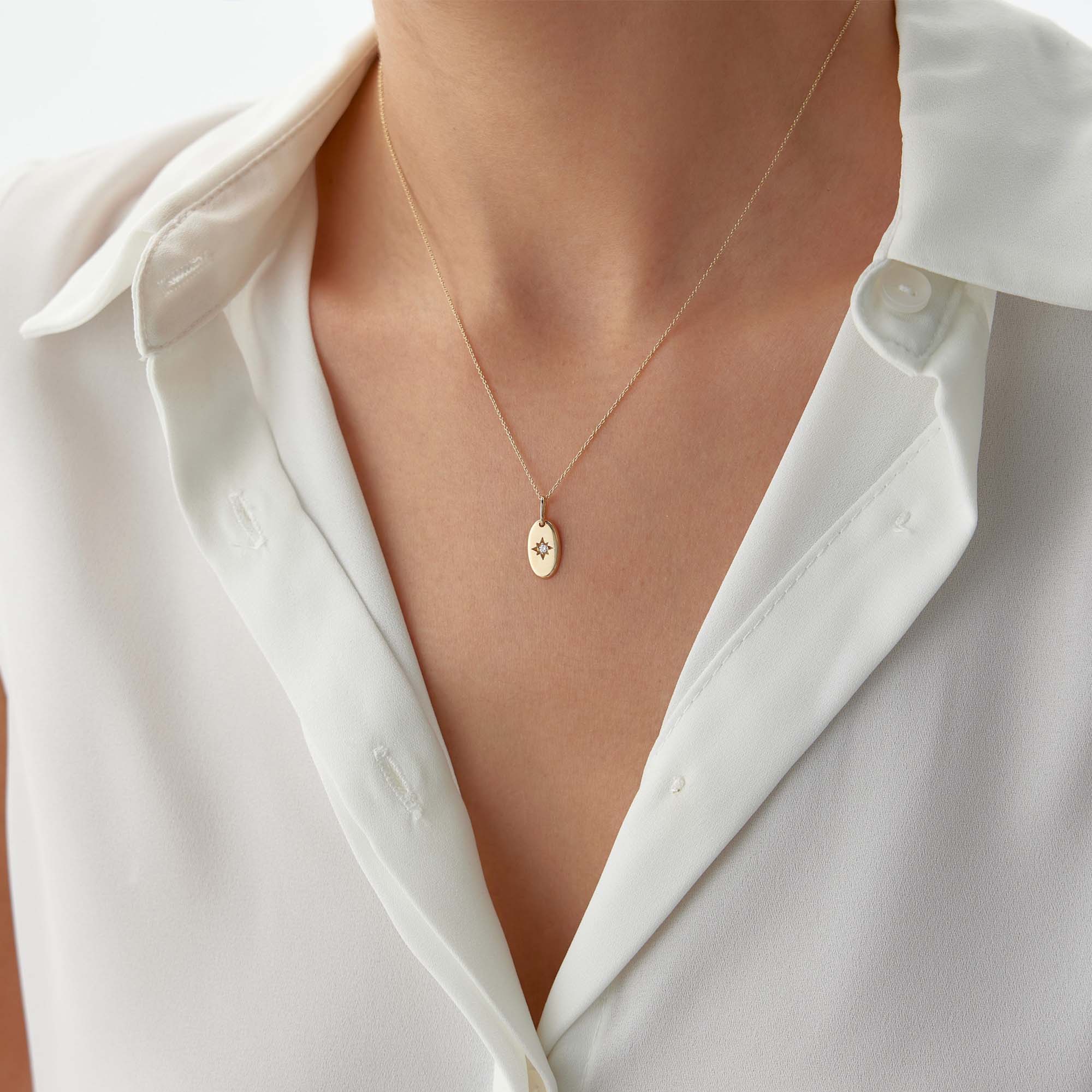 Mini Diamond Oval North Star Necklace in 14K Gold