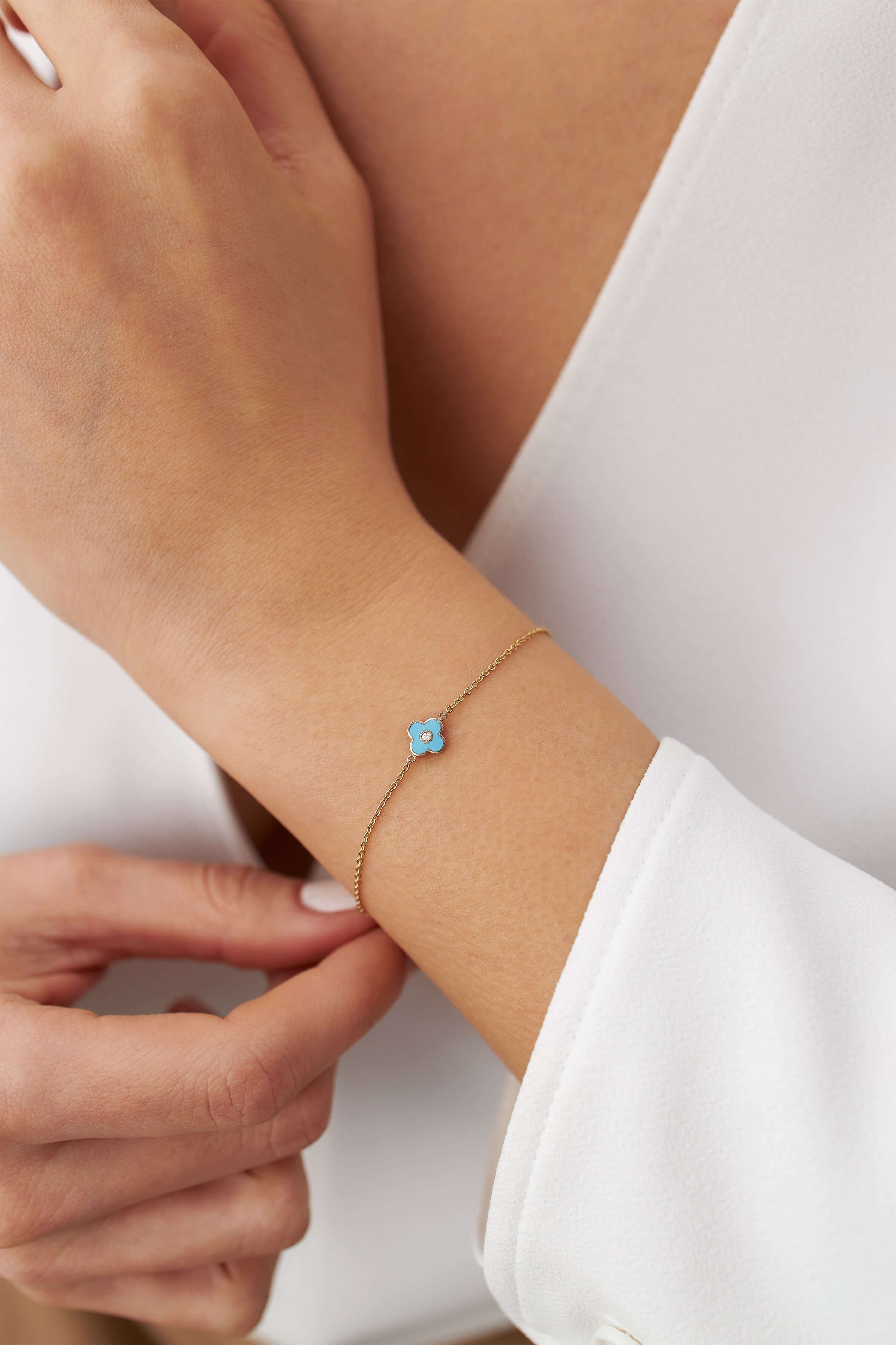 Mini Diamond Inlaid Turquoise Clover Bracelet in 14K Gold