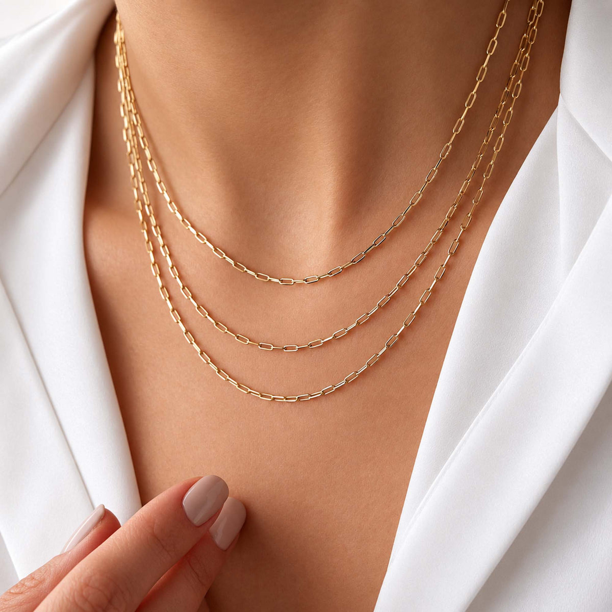 Minimal Paperclip Chain in 14K Gold