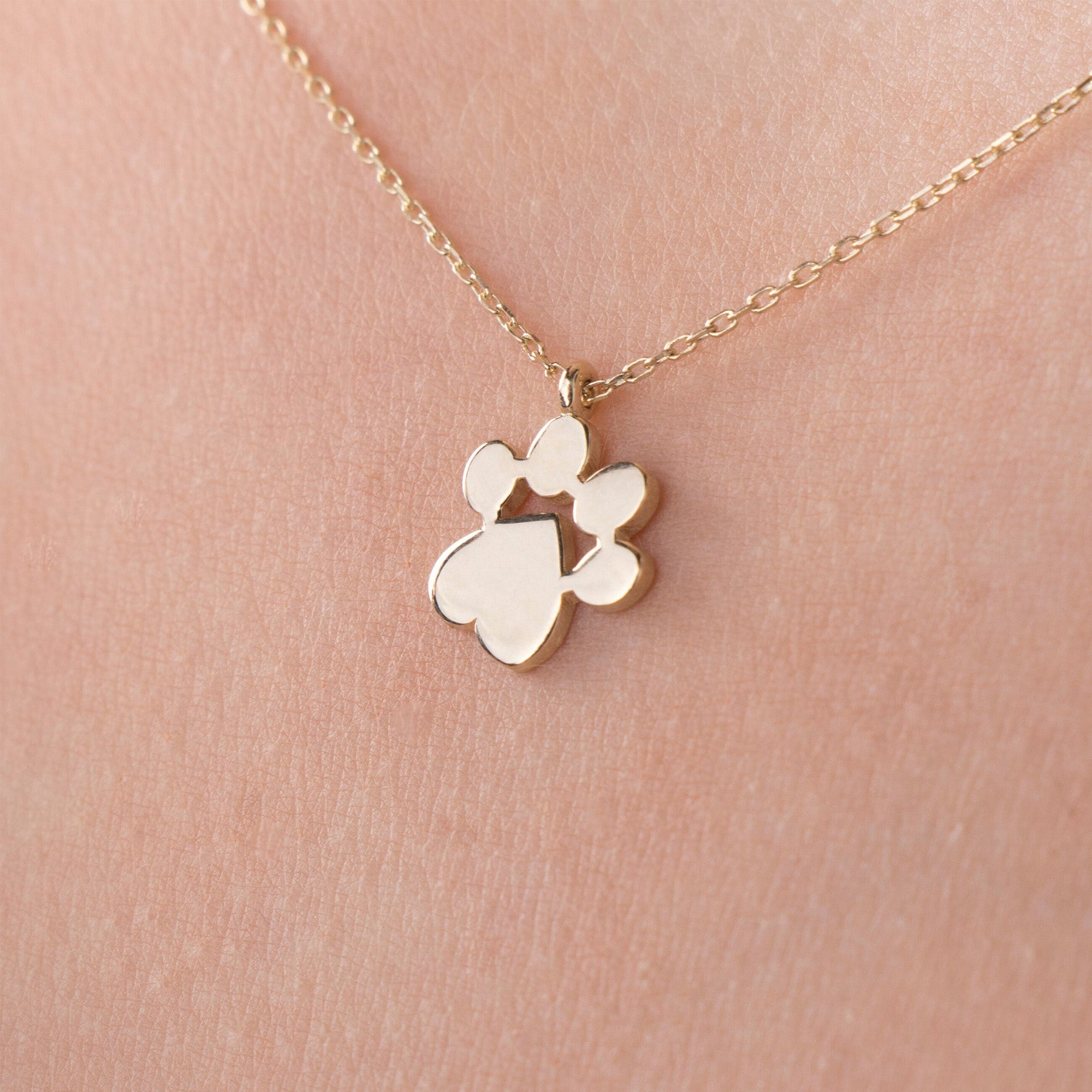 Paw Necklace in 14K Gold